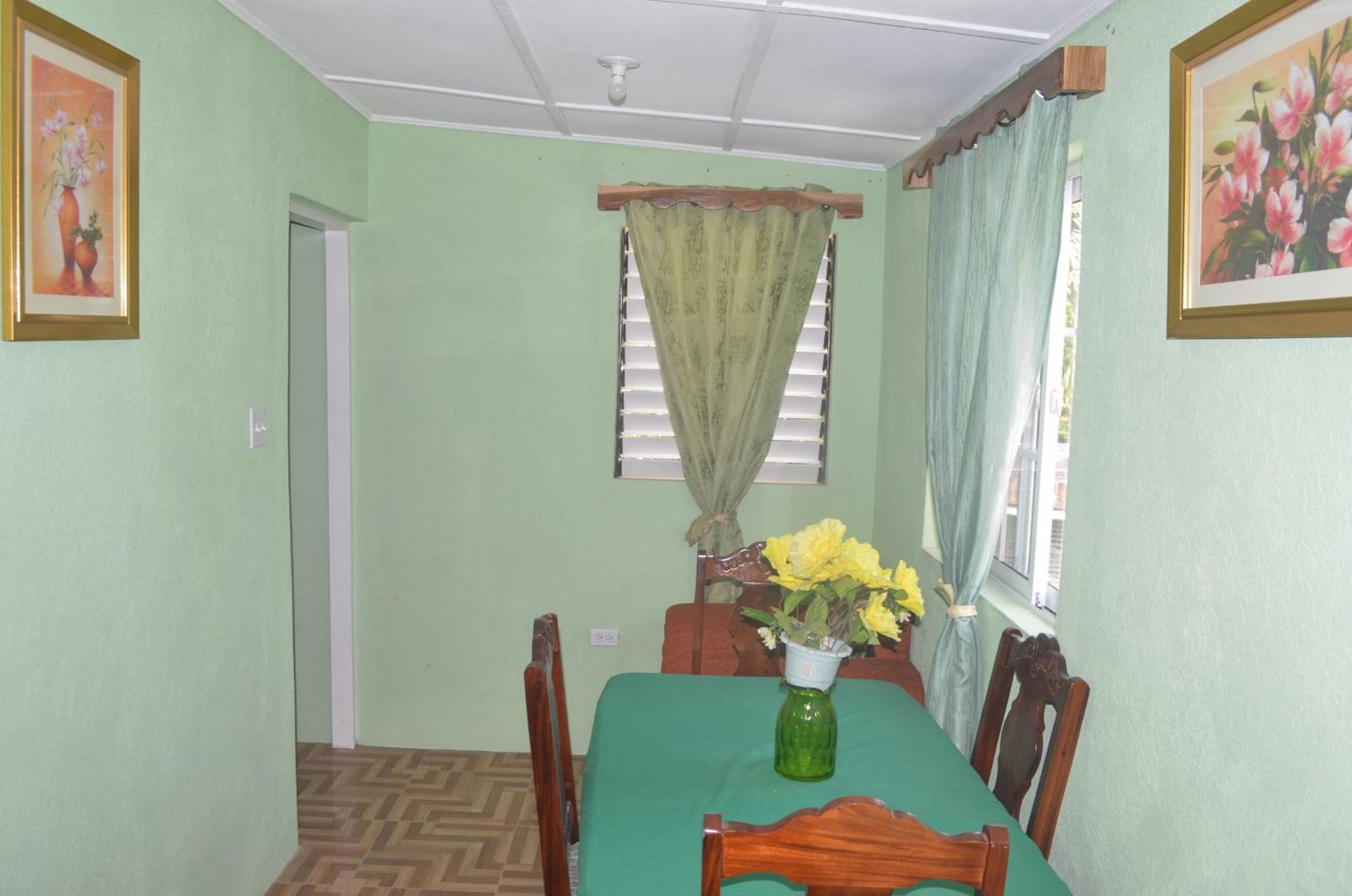 Little Shaw Park Guest House