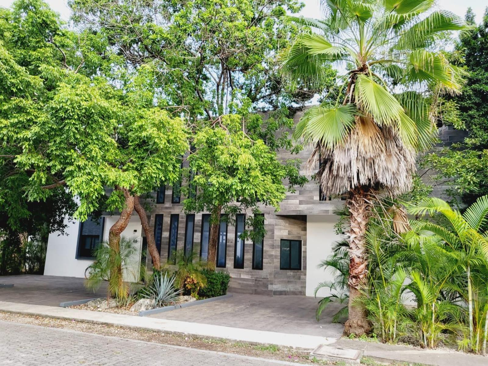 Hotel Villa Moderne Playacar proche plage - Image 1