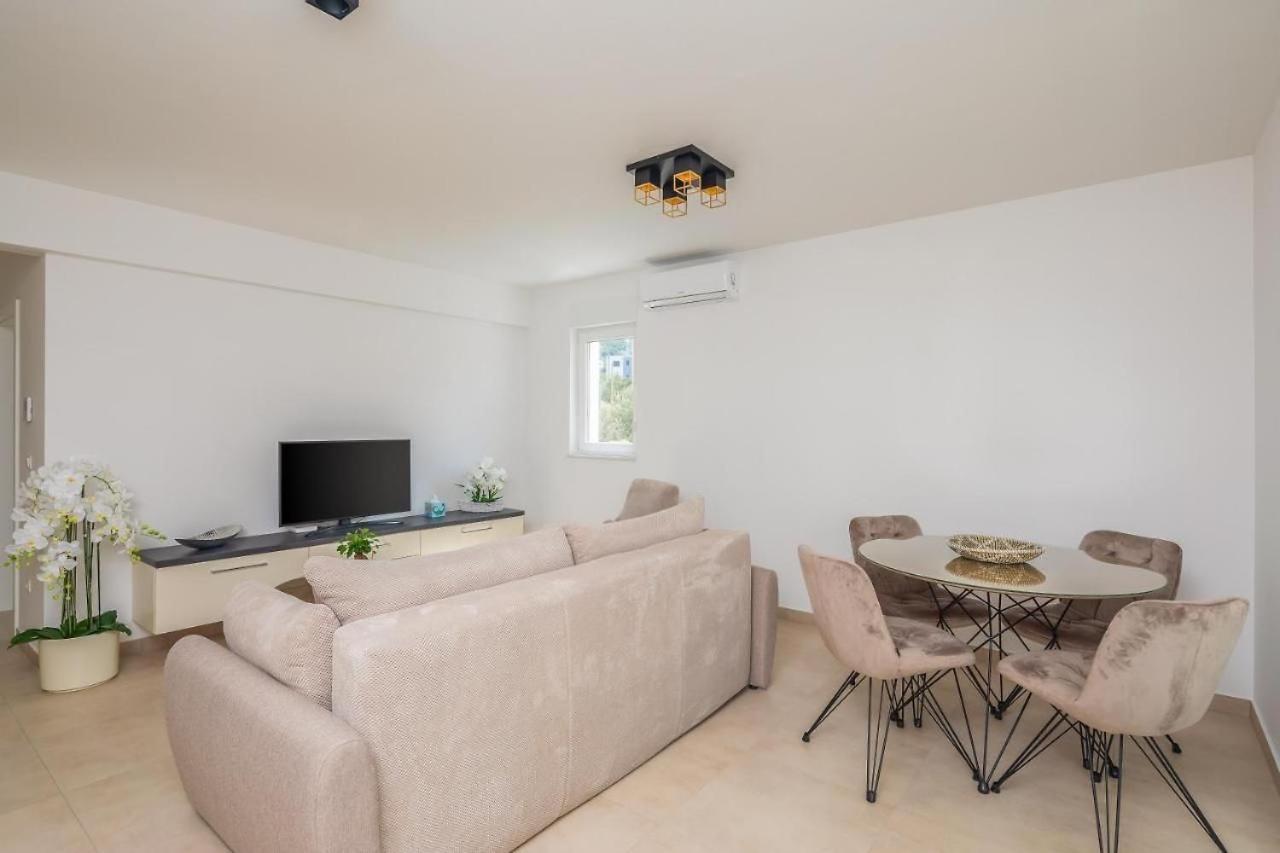 Luxury Apartment Dajla Makarska