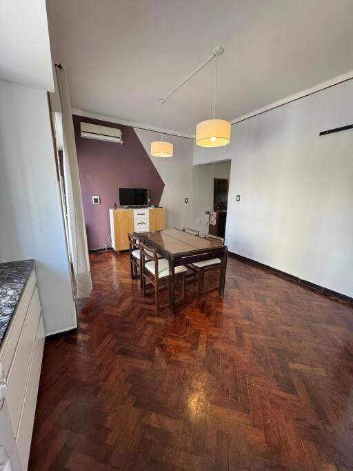 Casa amplia en planta alta