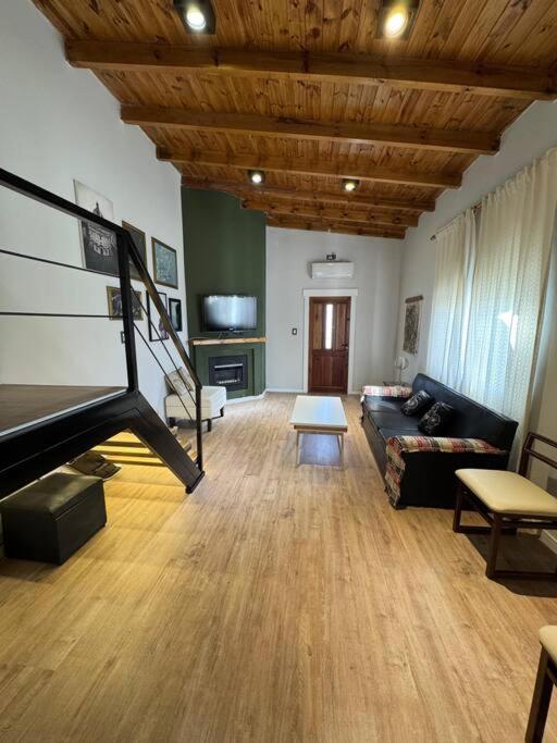Casa amplia en planta alta