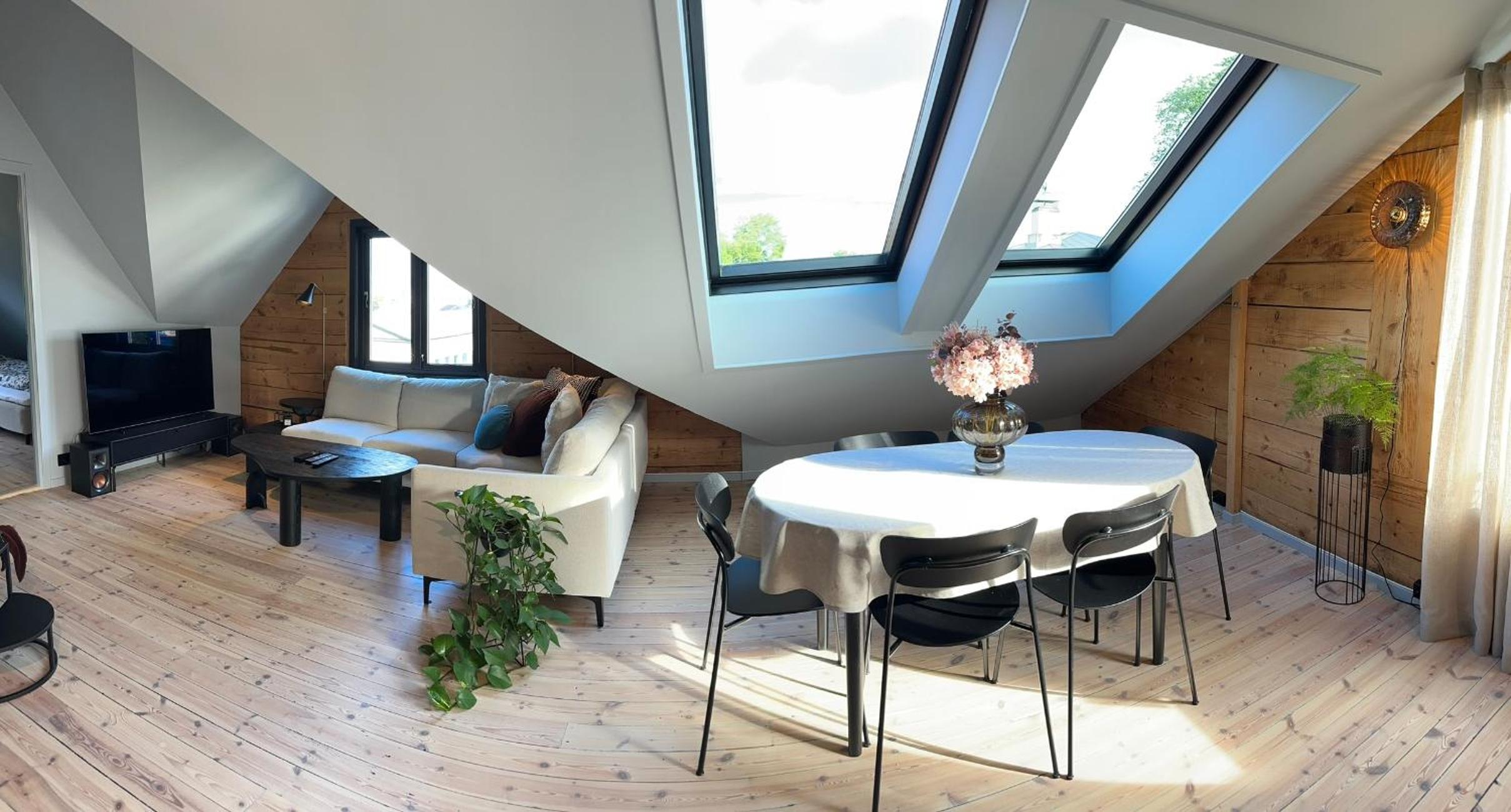 Cozy Corner view 5