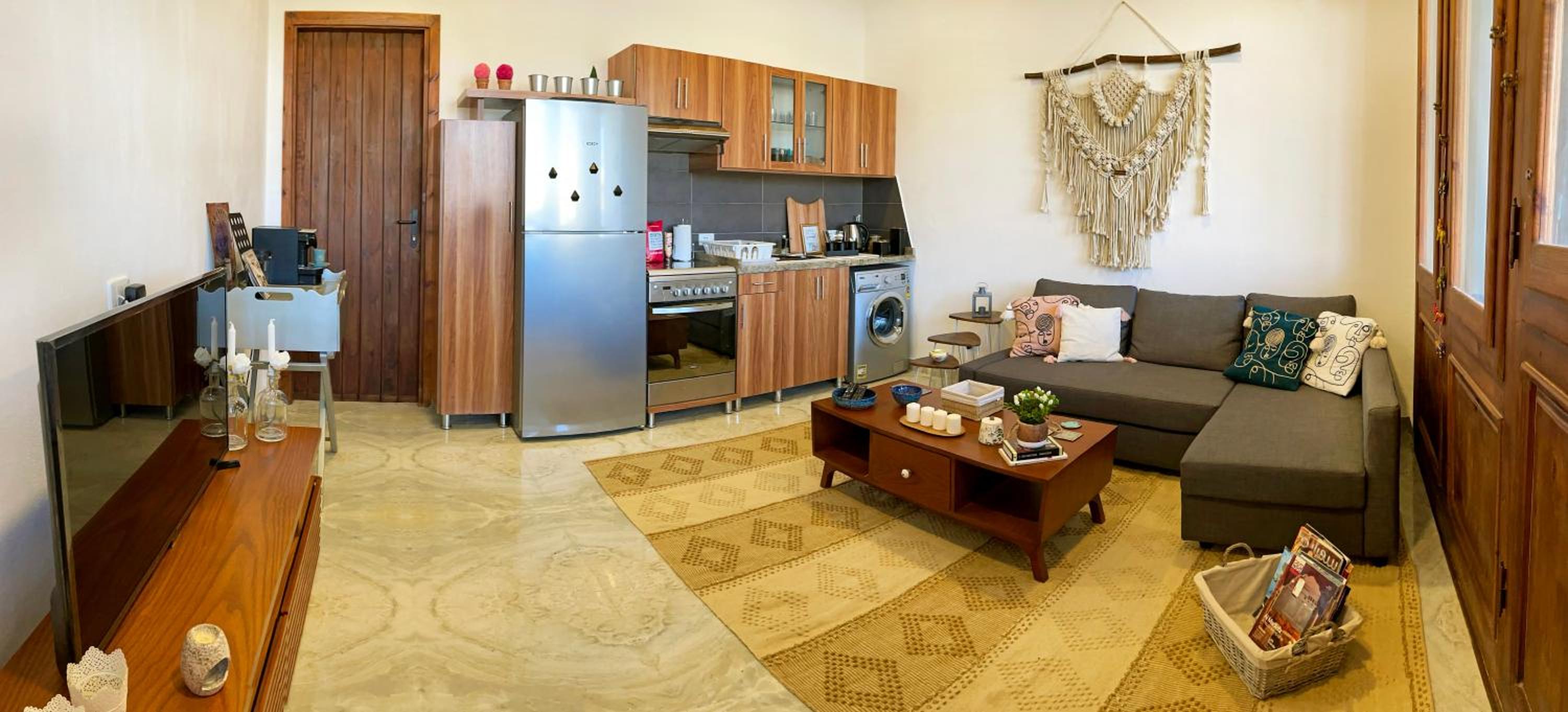 Elegant Studio near IOS Hotel #8 view 5