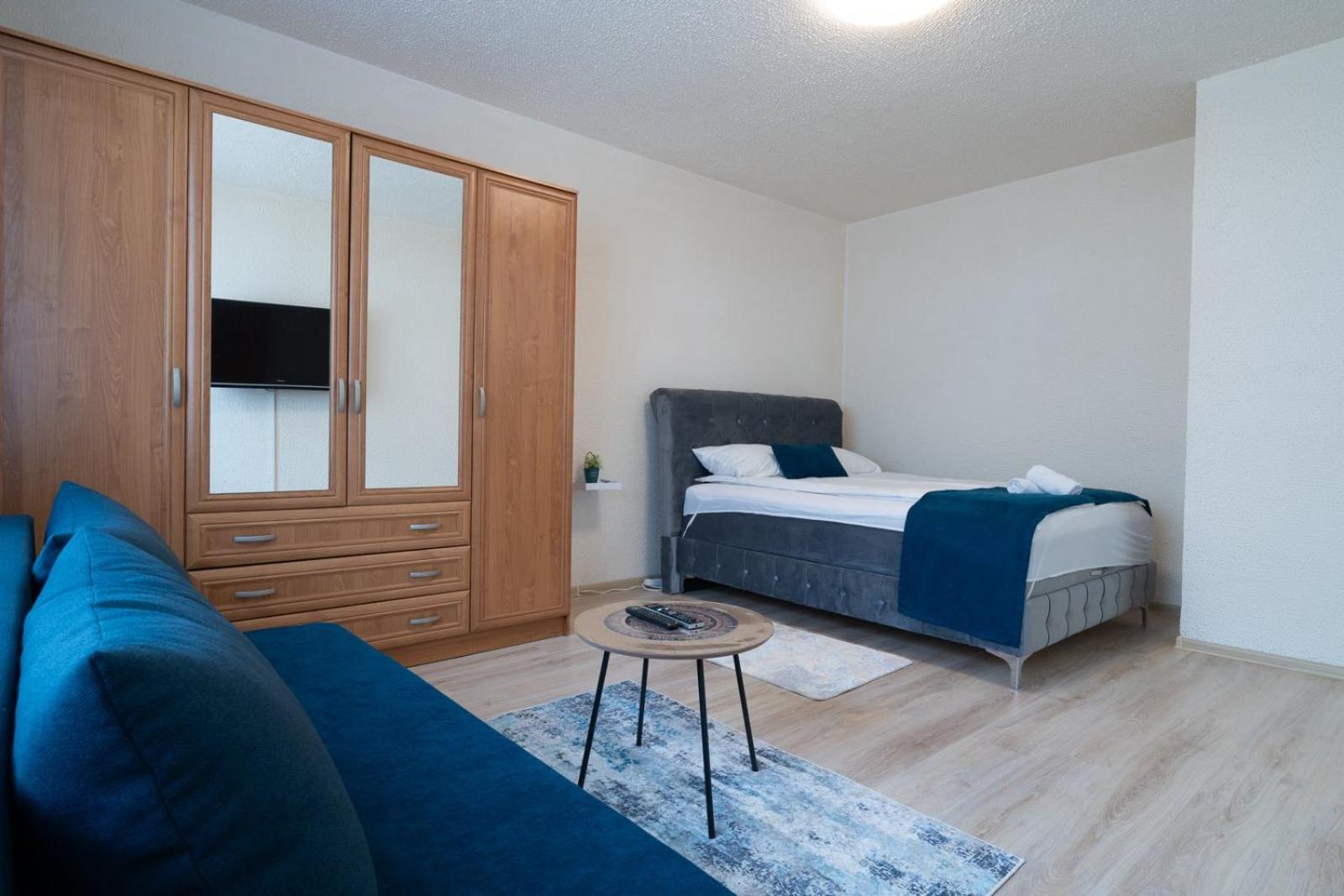 Apartman M&A