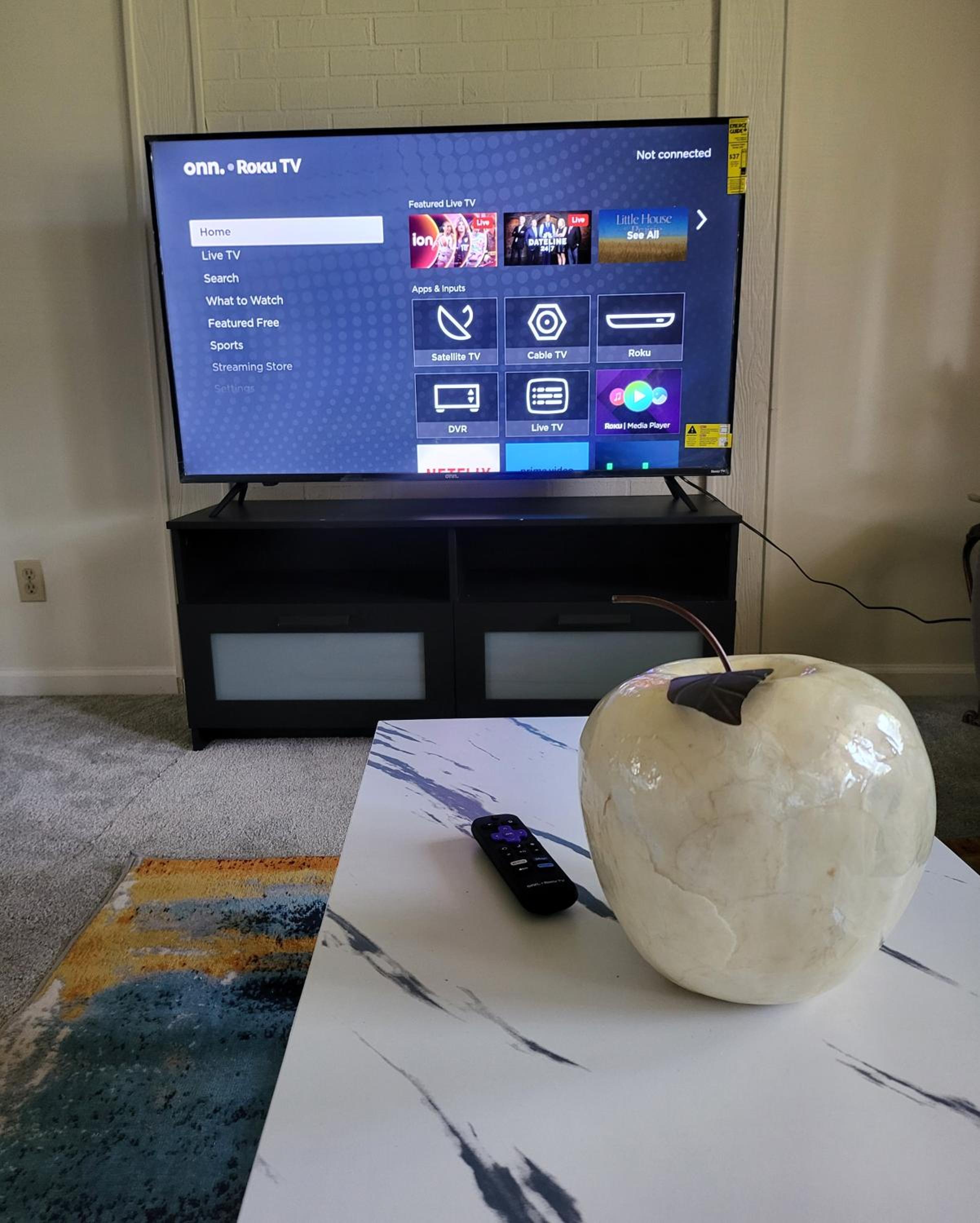 private one bedroom and walk in bathroom unit, 2 min from OSU, free parking, wi-fi, AC, washer and dryer, ExpoCenter, Riverside Methodist Hospital view 4