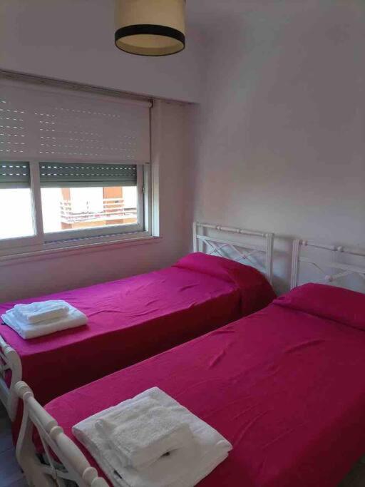 Hermoso Departamento con Balcón a 3 cuadras del Mar - La Perla
