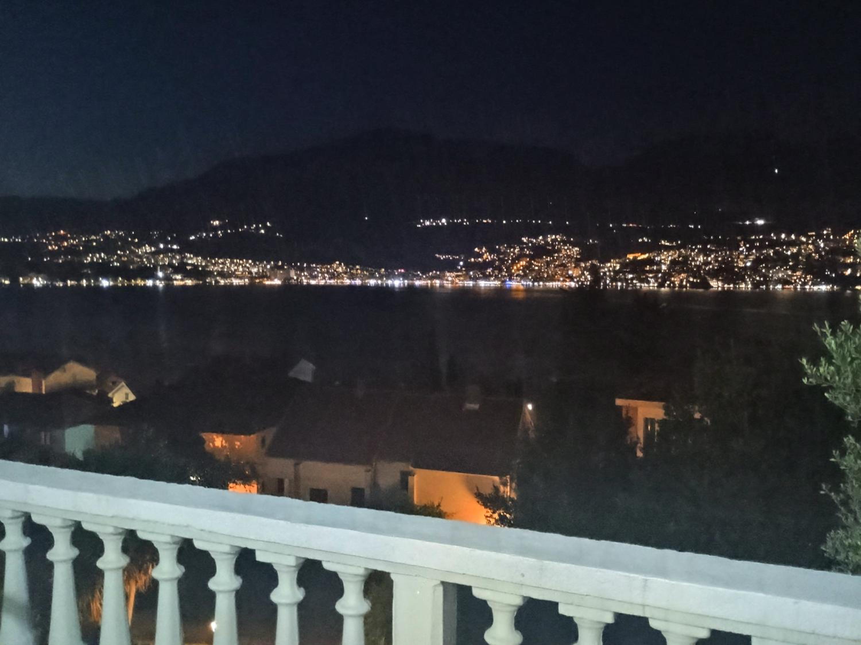 Apartmani Njivice