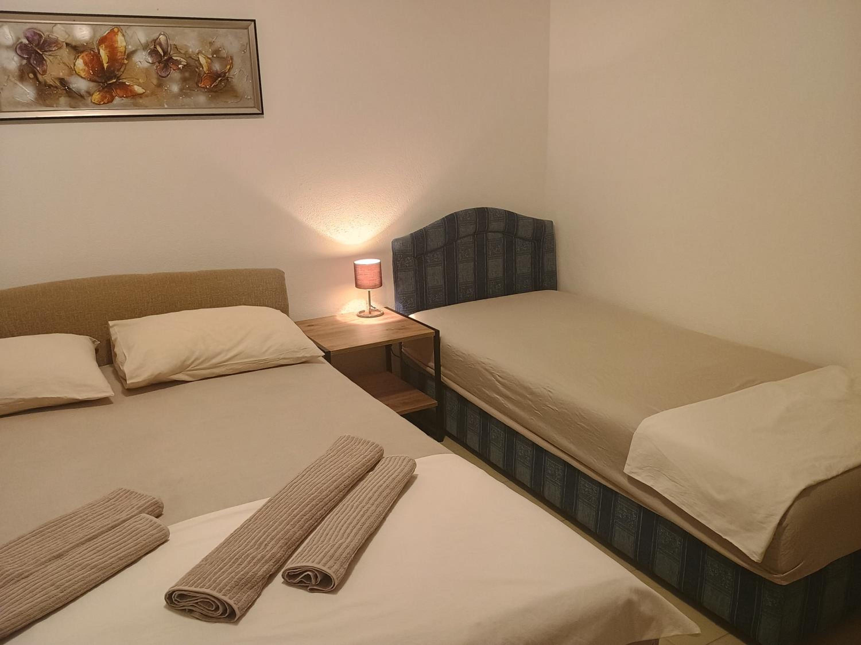 Apartmani Njivice