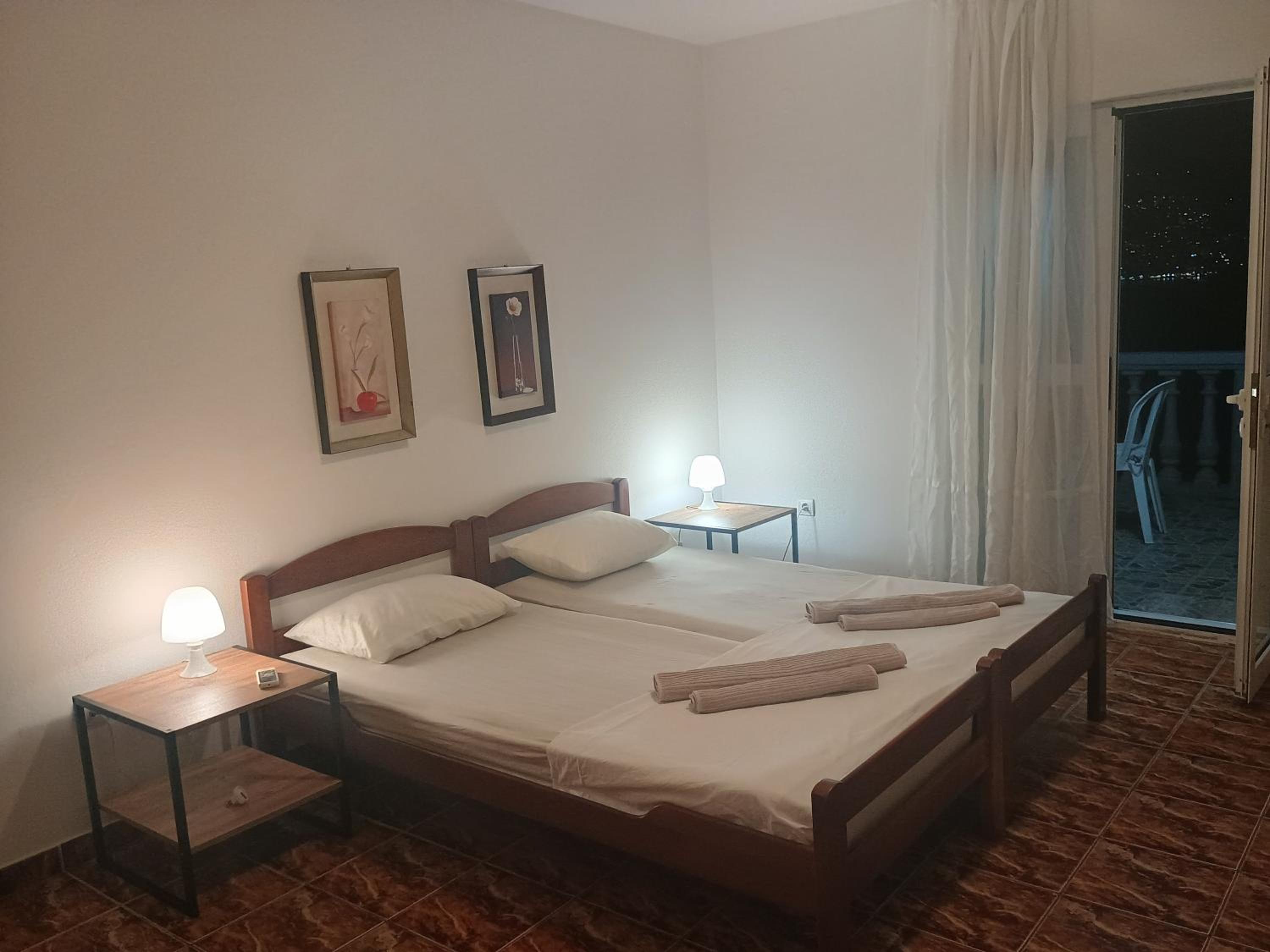 Apartmani Njivice
