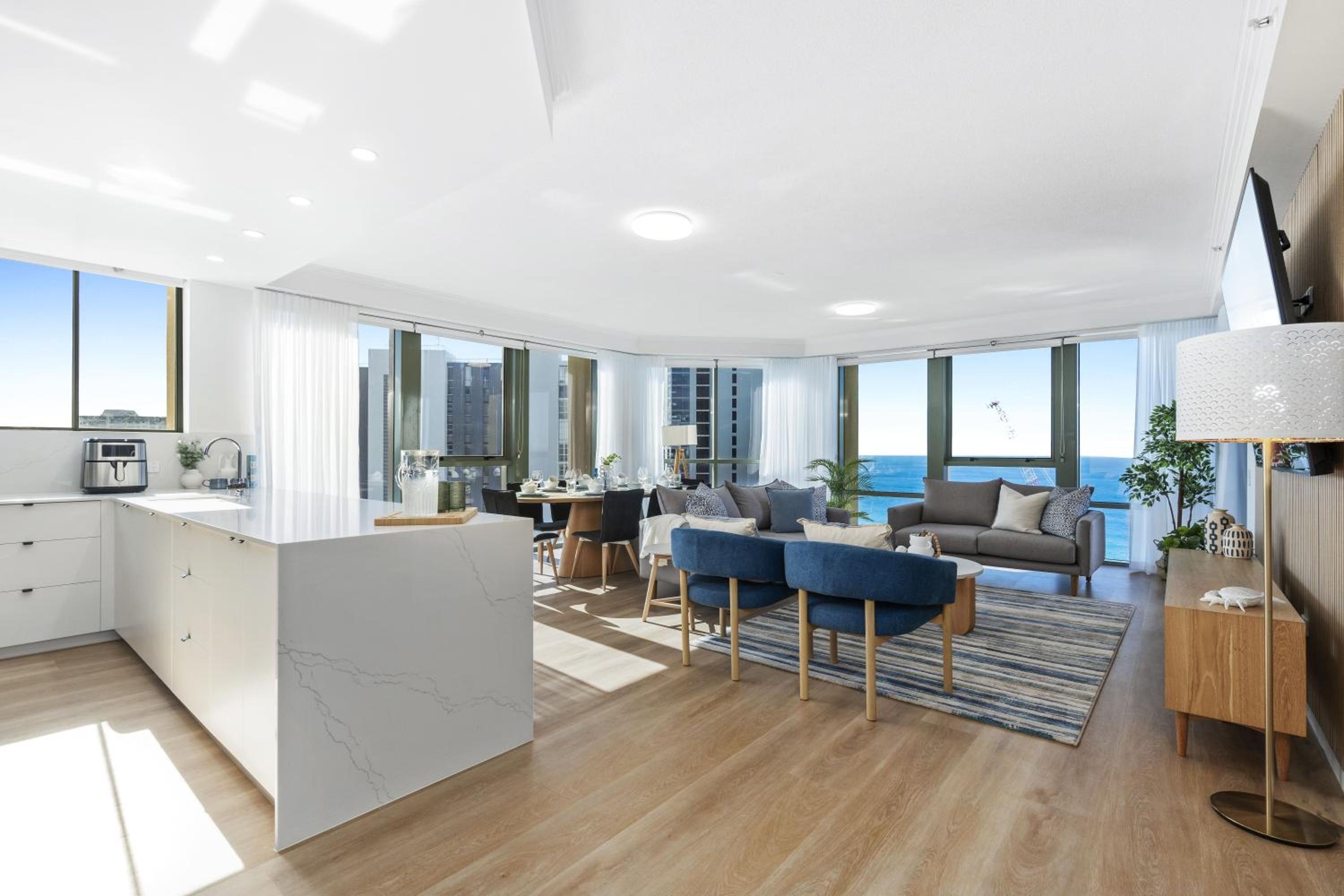 Prime Views from 4 Bedroom NEWLY RENOVATED Ocean Unit at Sun City - Q Stay