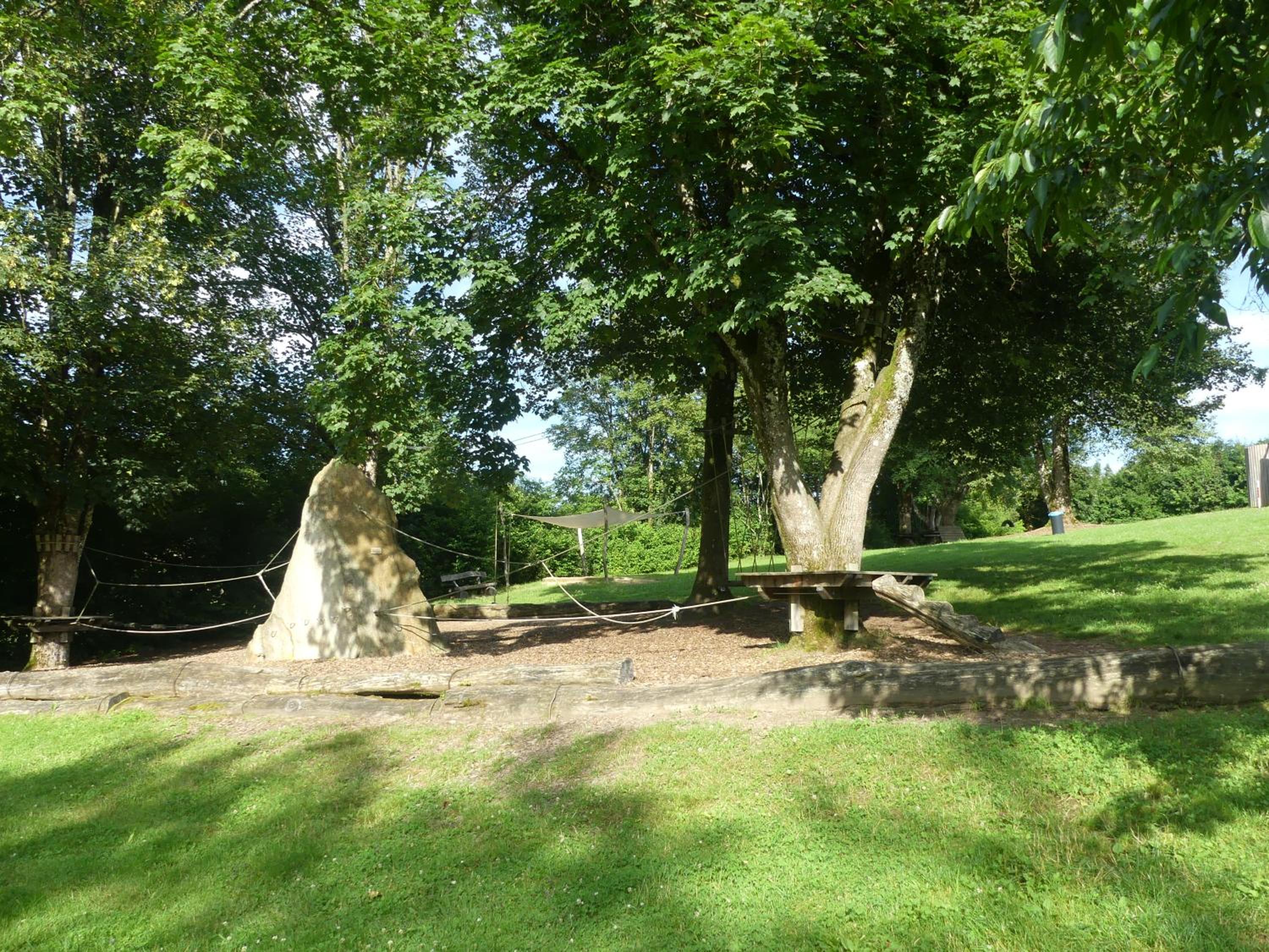 Dreiländereck 403 mit Sauna und Hallenbad