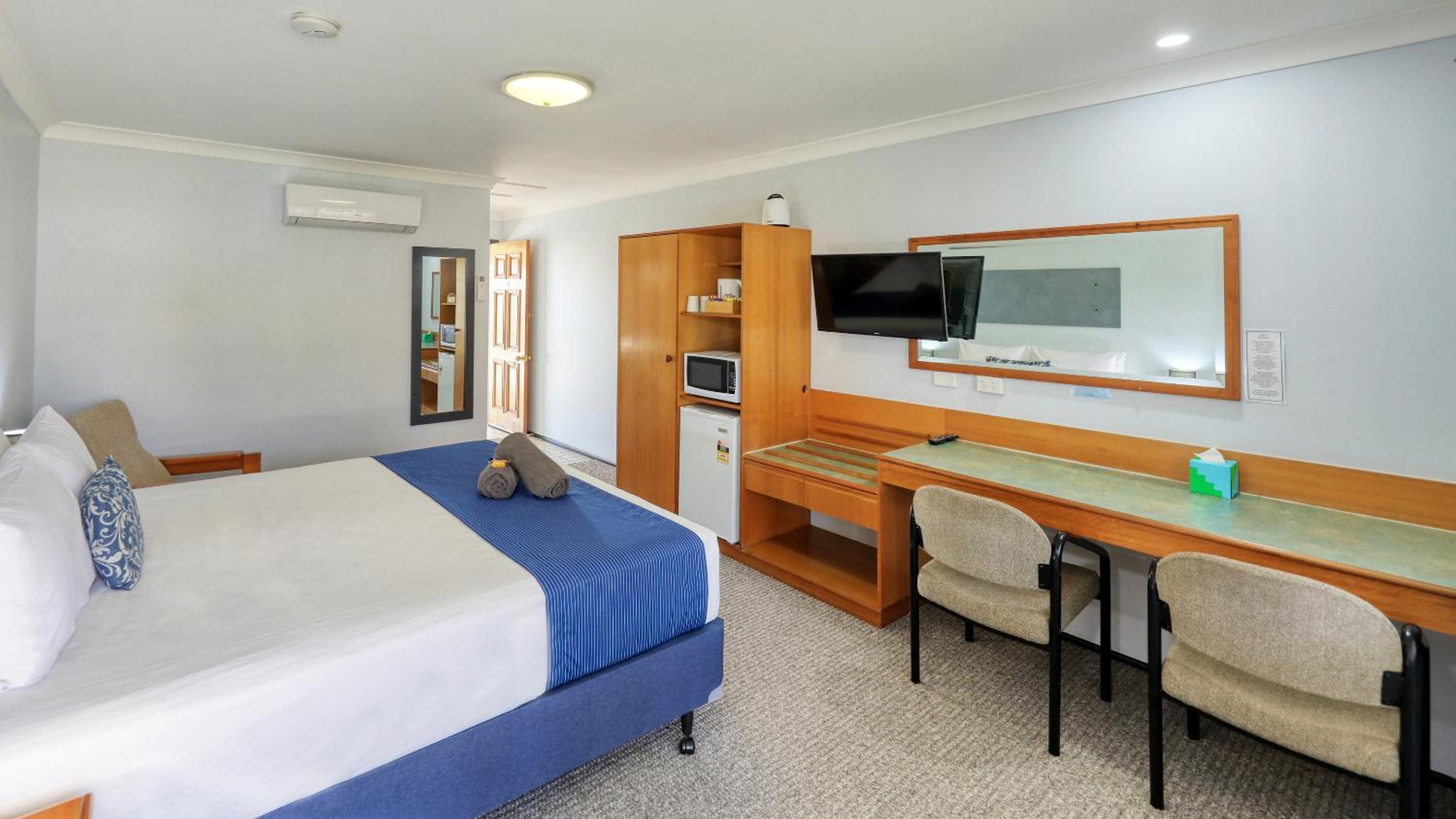 Koorawatha Homestead Motel