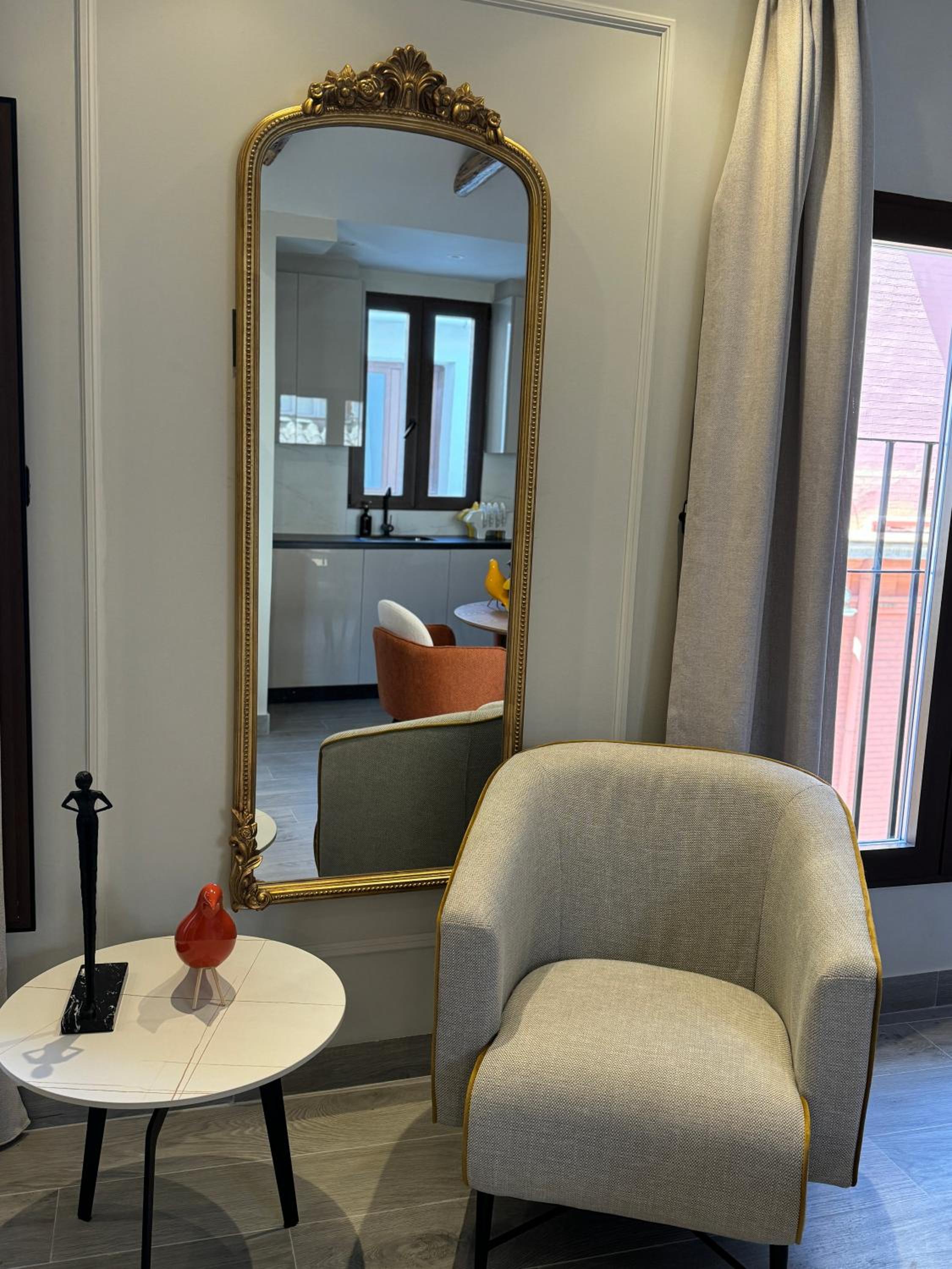 Suspiro 101 Cosmopolitan Loft