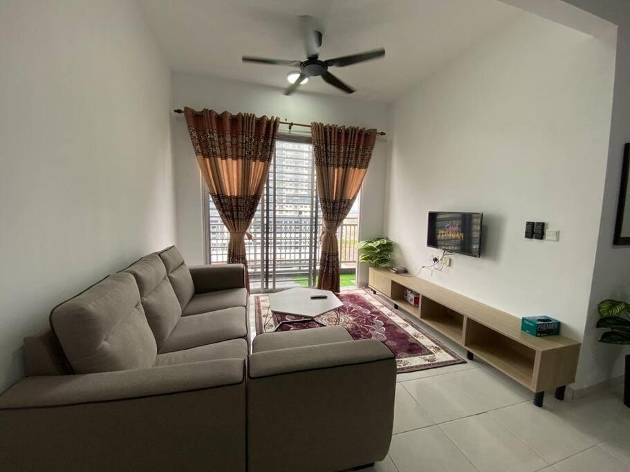 MyHomestay Adelia 2