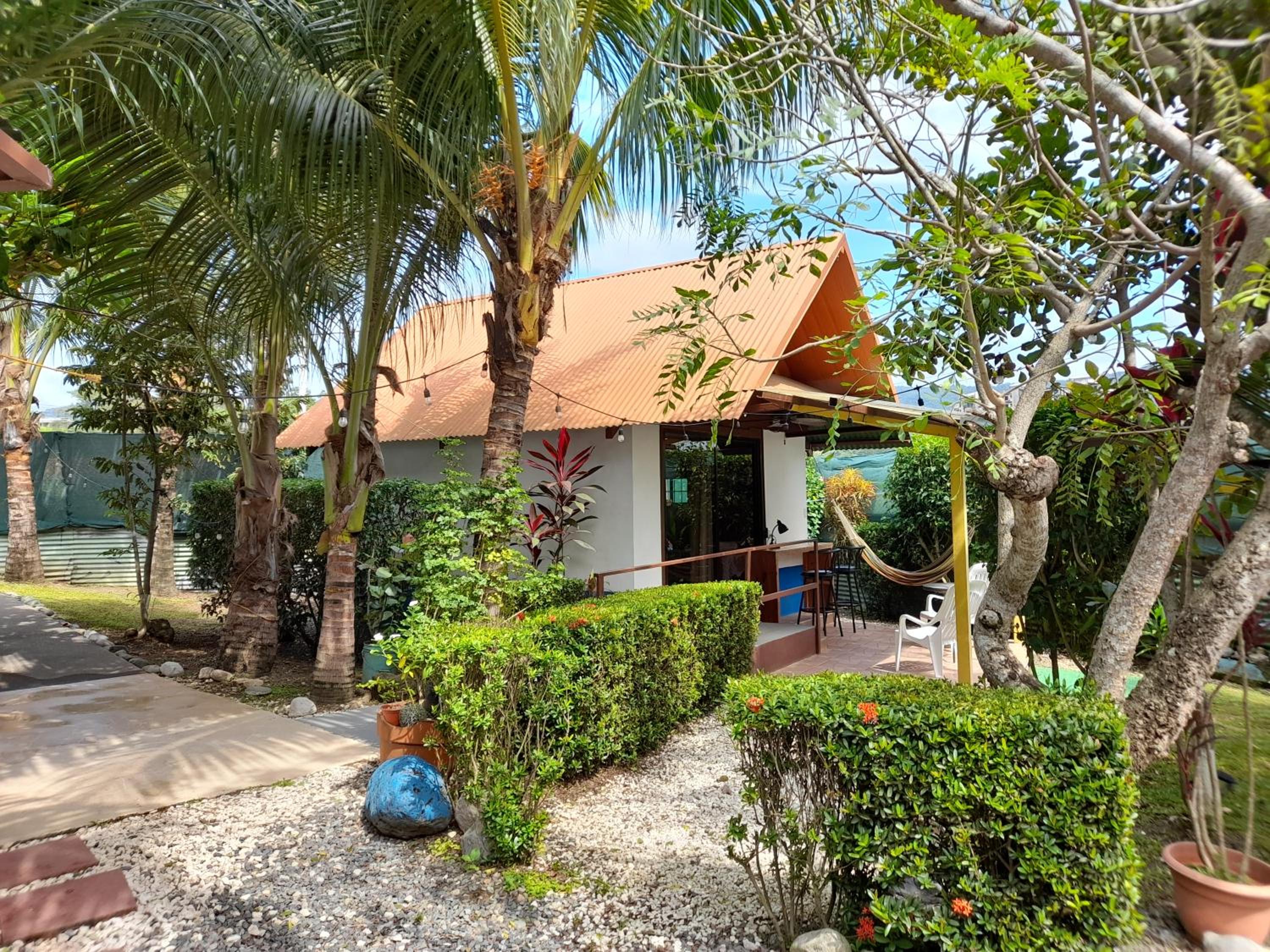 BeachBungalow Surf&Stay