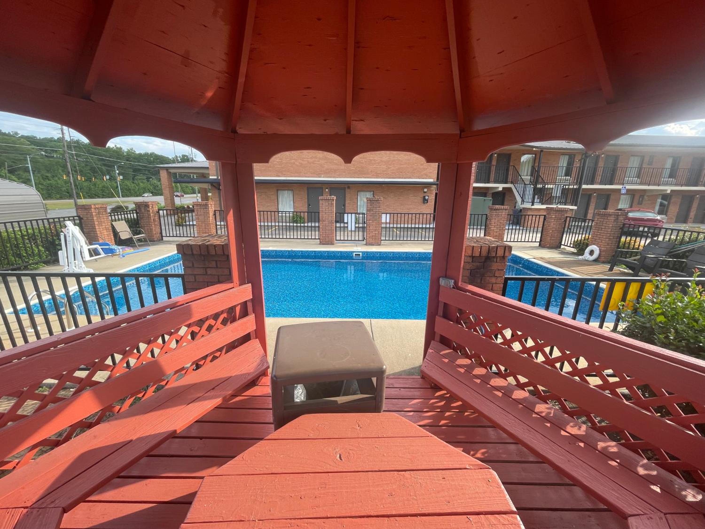 Royal Inn - Anniston, Foto 39