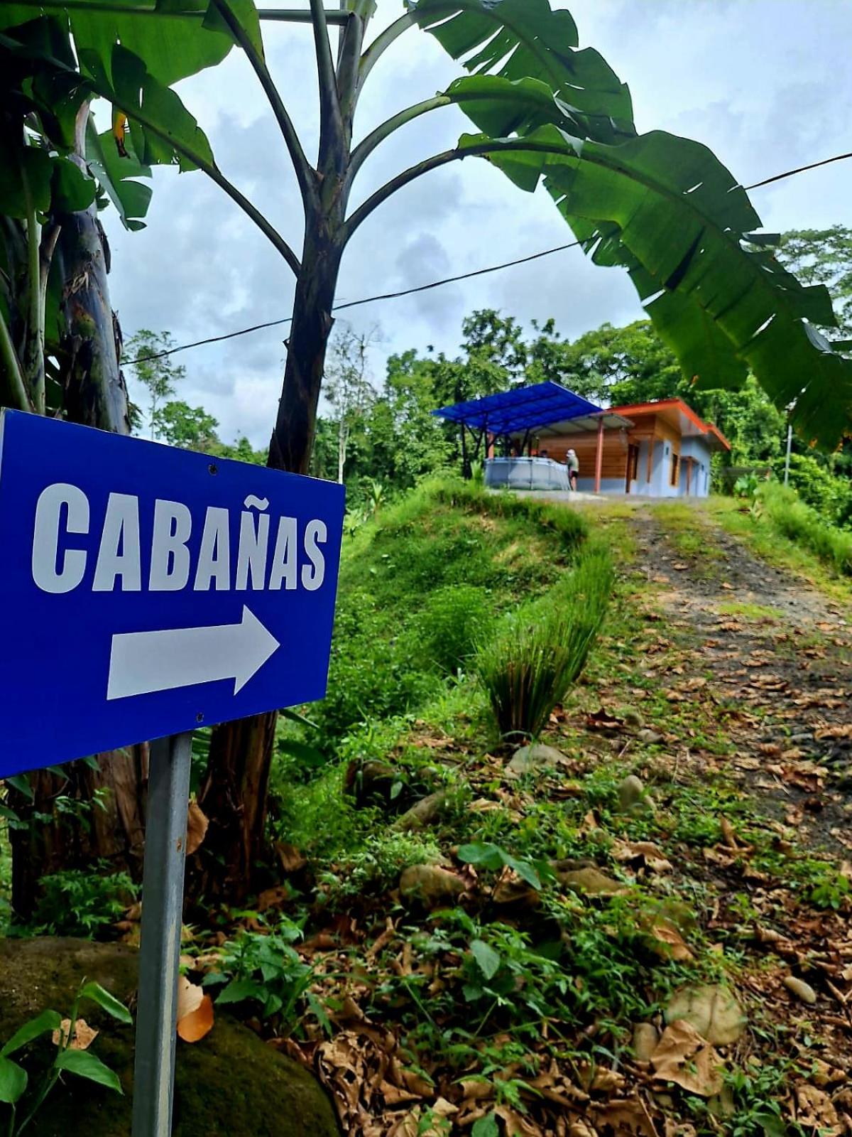 Villa Las Gemelas, Loma Chica