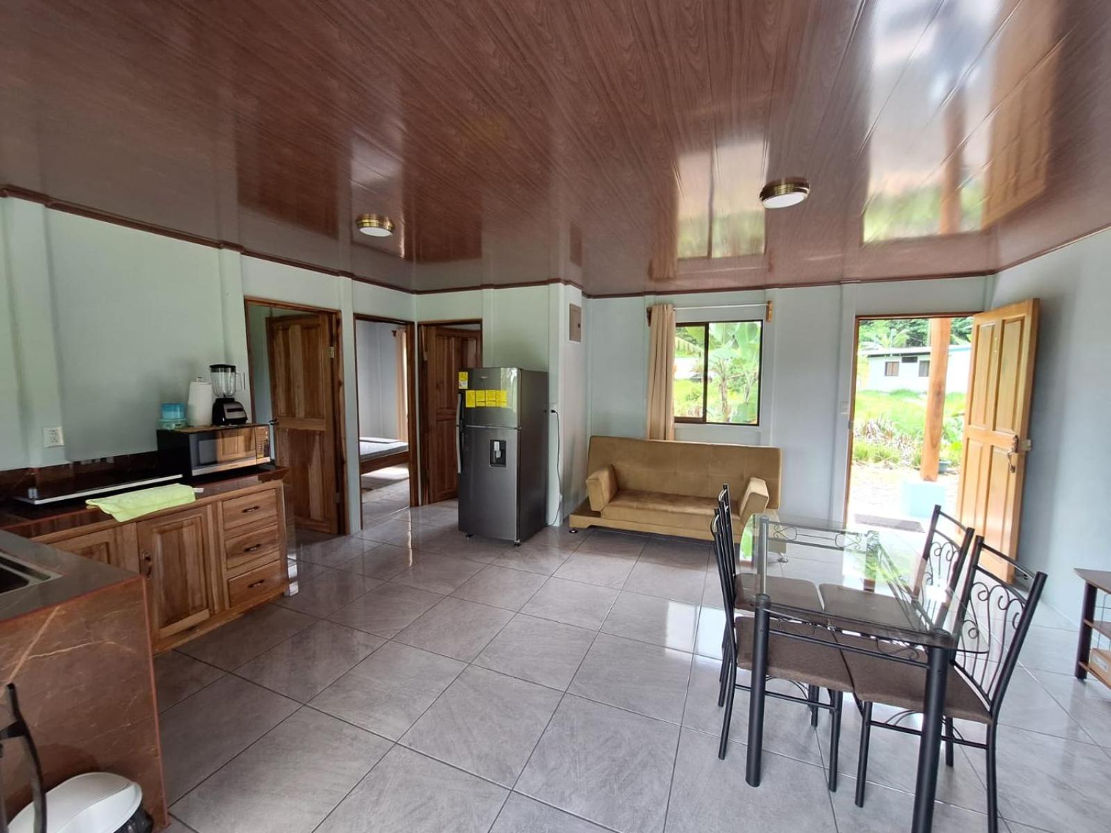 Villa Las Gemelas, Loma Chica