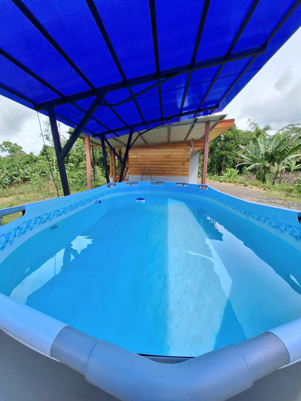Villa Las Gemelas, Loma Chica