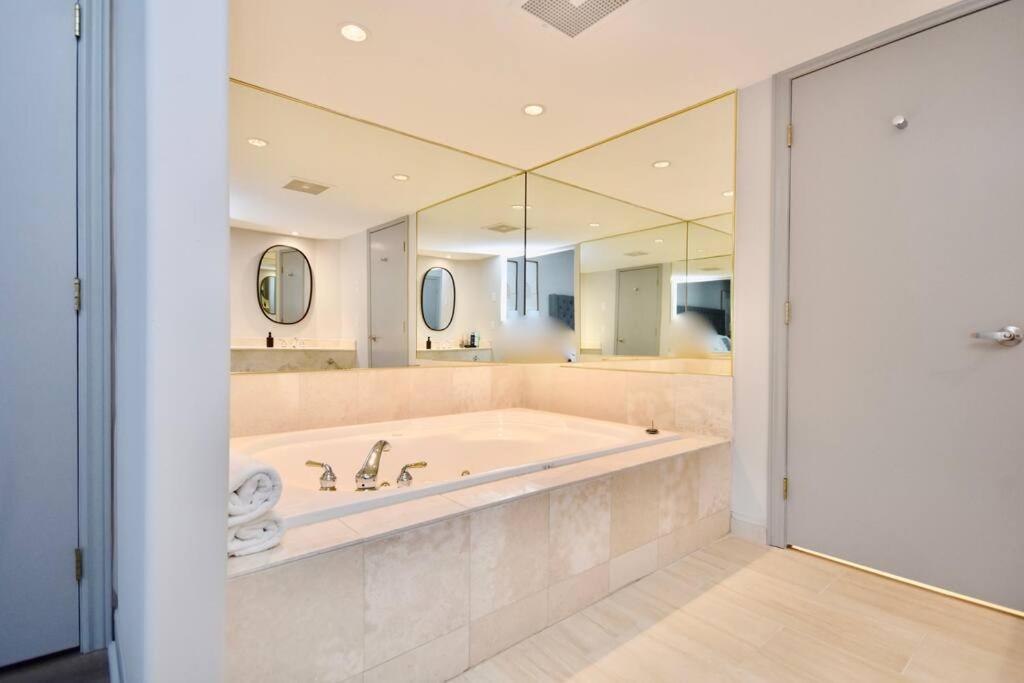Escape the City in our Ski Townhouse, Sleeps 8