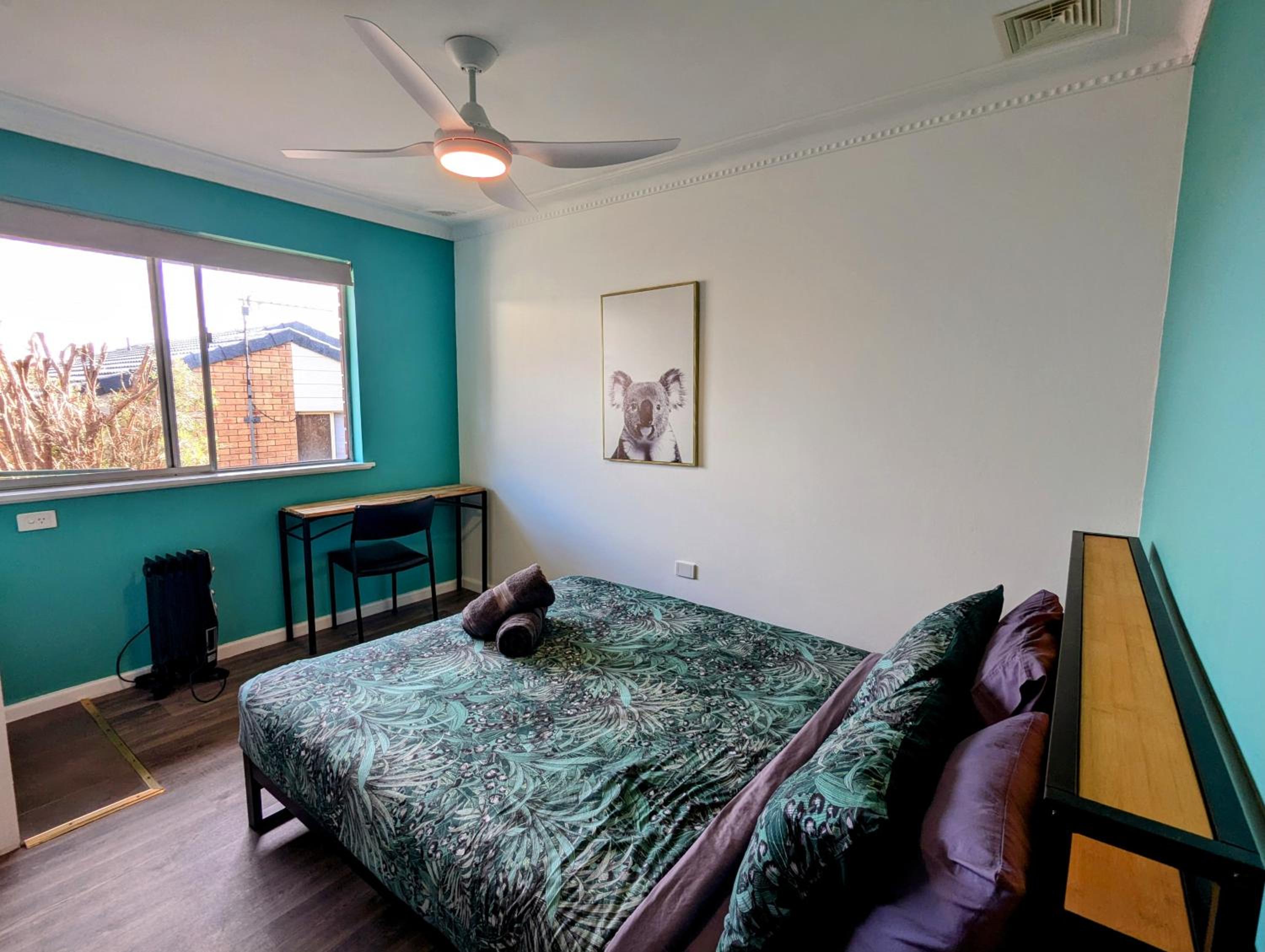 Ozzie Pozzie Backpackers