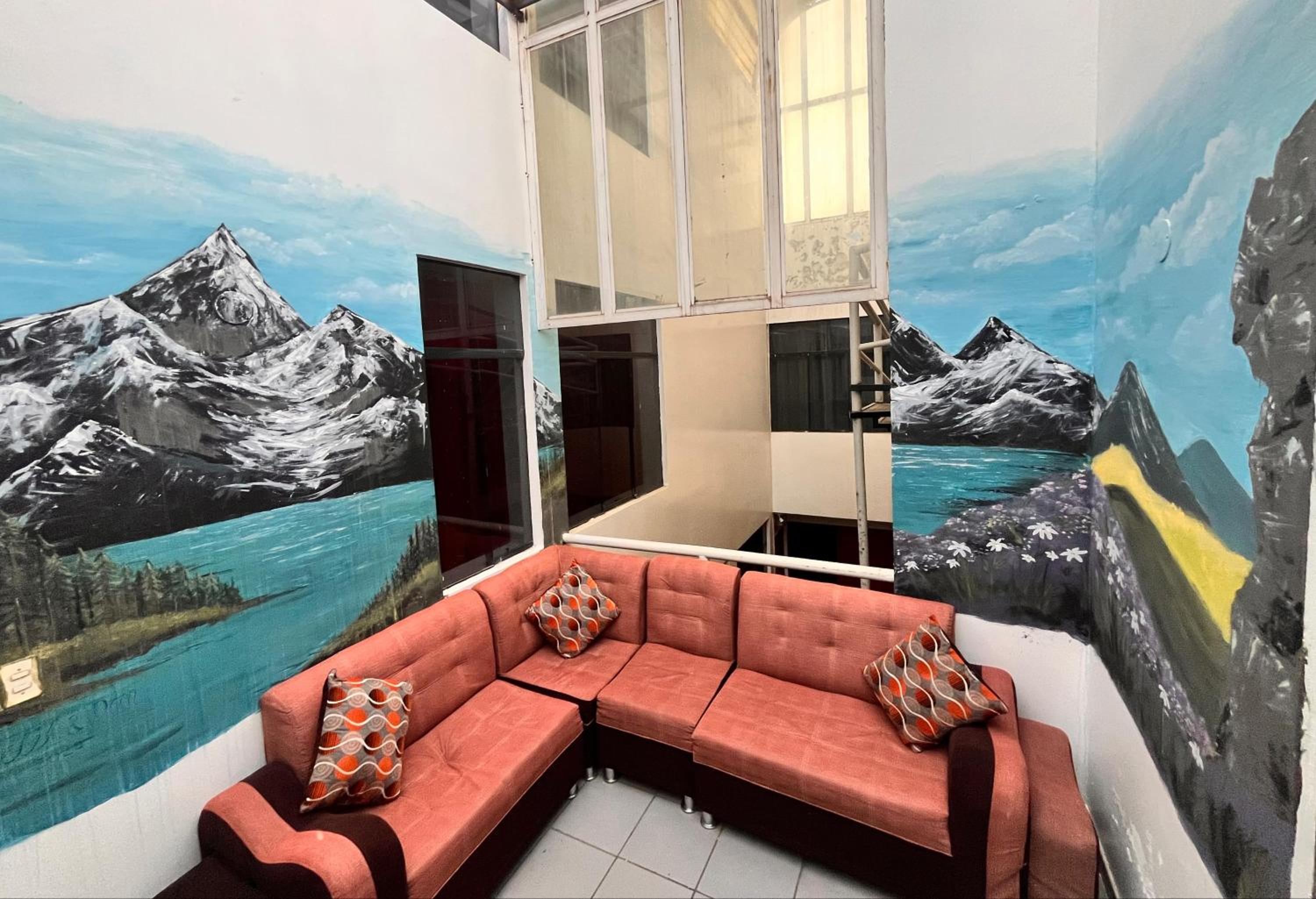 lounge