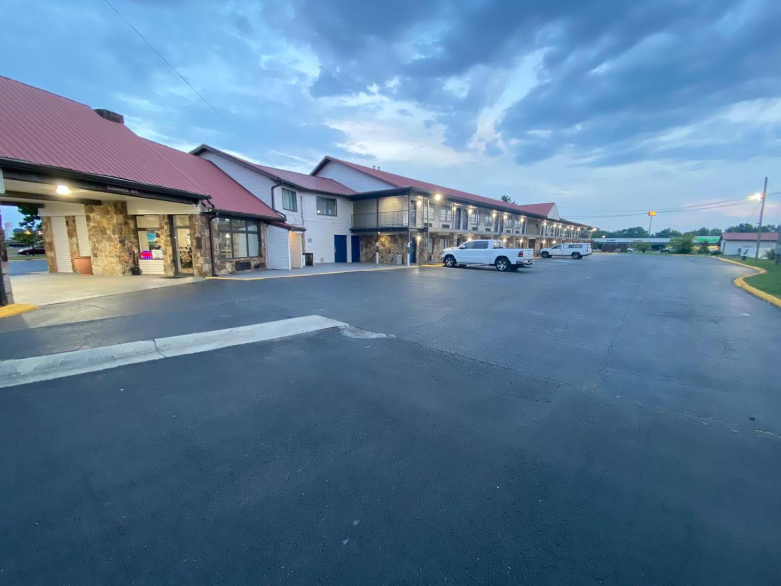 Motel 6 Manchester TN