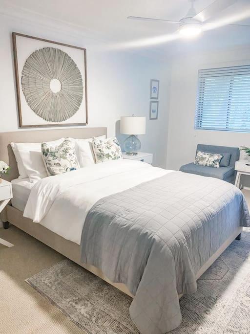 Exhale Terrigal, Stylish & Spacious, 150M to beach