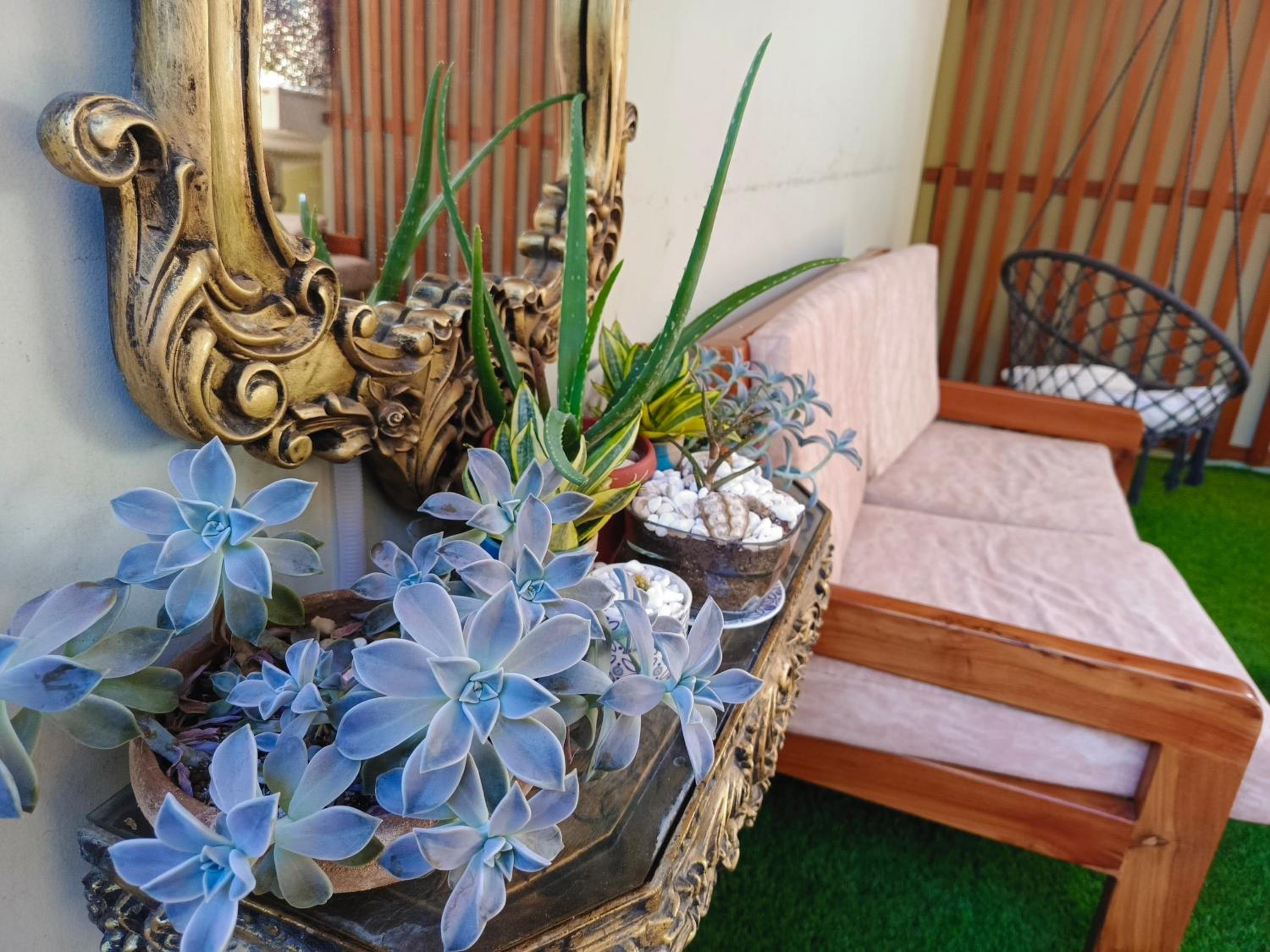 Teresita's House Suites con cocina privada , ideal para parejas, AC, wifi agua caliente, cerca del aeropuerto, a pocos pasos del malecón San Cristóbal