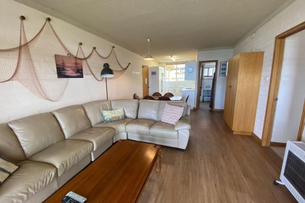 The Dolphins 2 2-10 Strangways Tce Port Elliot - No Linen Included