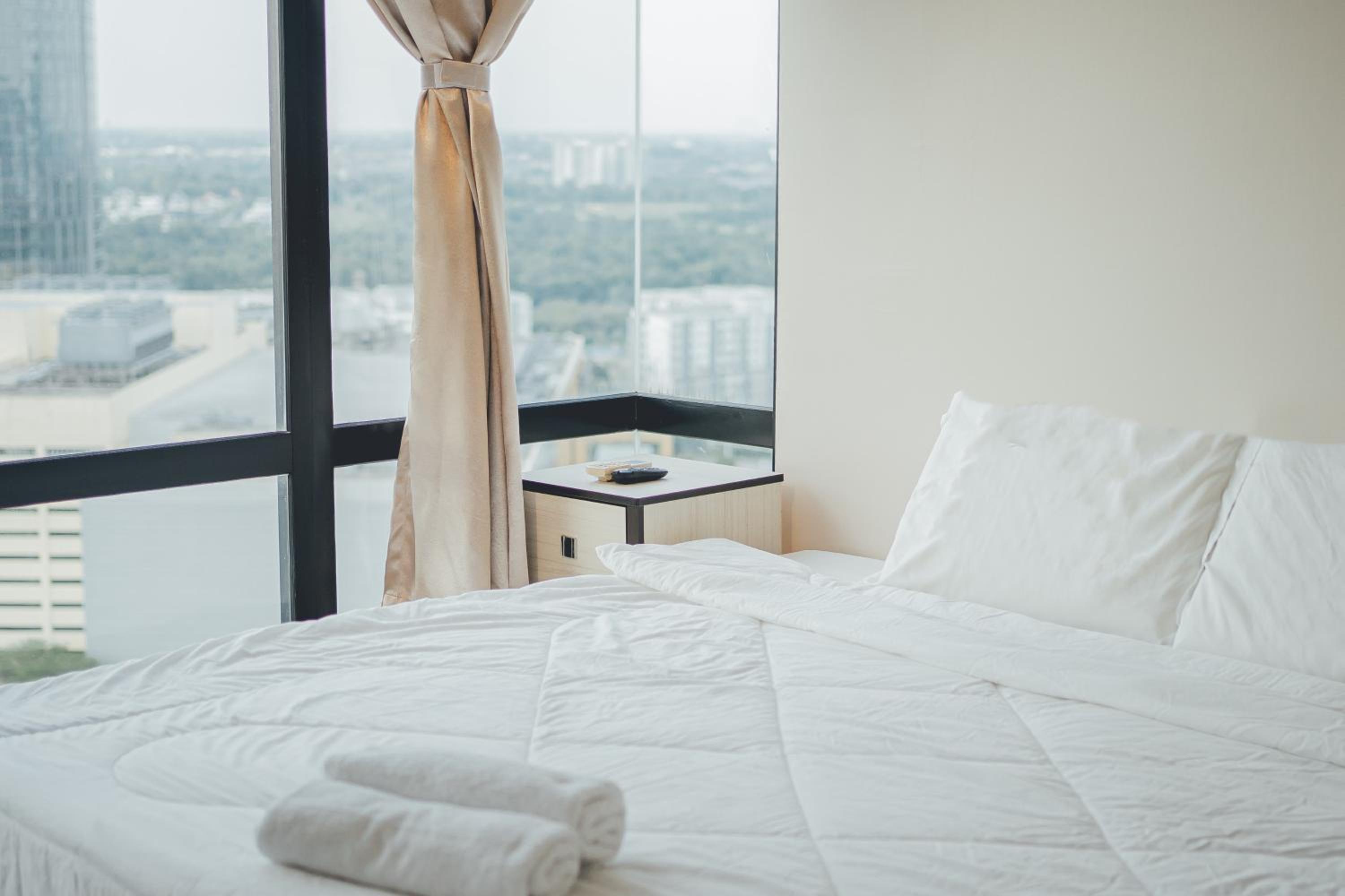 Mosaic Warm Suite 3BR 10pax Family-friendly Pooltable by Our Stay