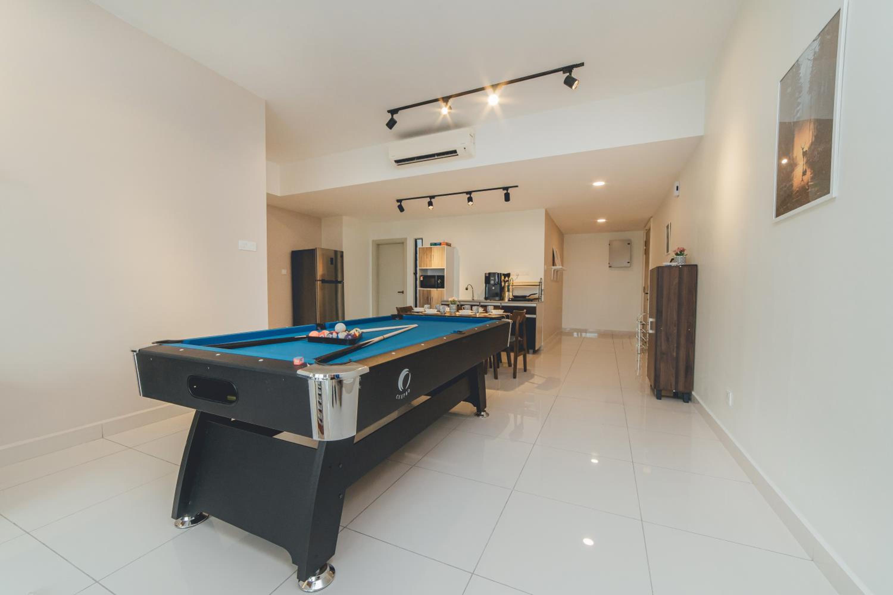 Mosaic Warm Suite 3BR 10pax Family-friendly Pooltable by Our Stay