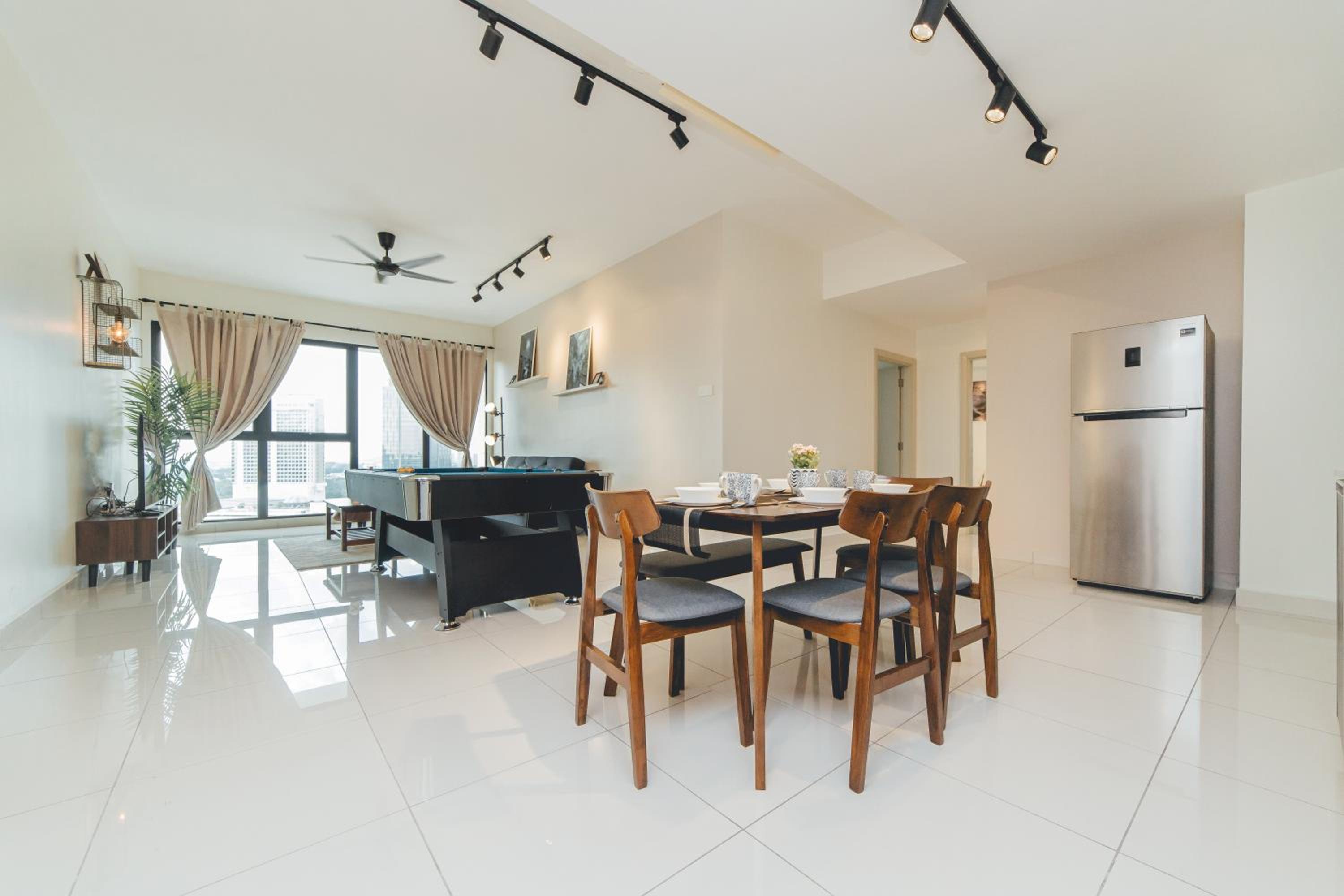Mosaic Warm Suite 3BR 10pax Family-friendly Pooltable by Our Stay