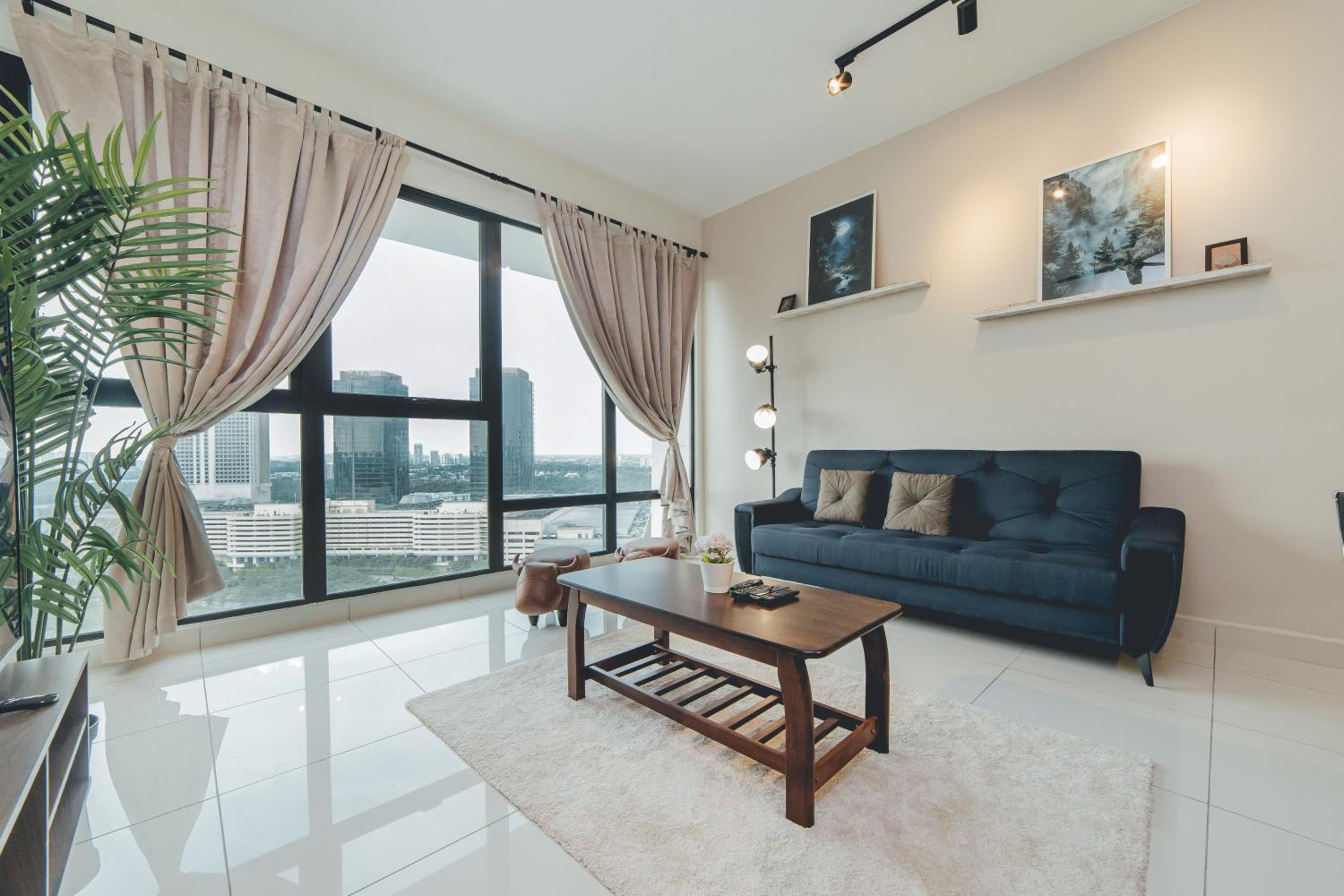 Mosaic Warm Suite 3BR 10pax Family-friendly Pooltable by Our Stay