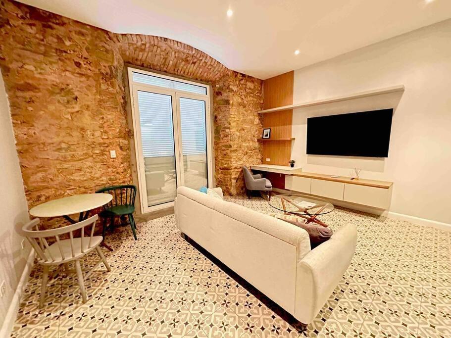 Comfortable Apartment in the Heart of Casco Viejo view 3
