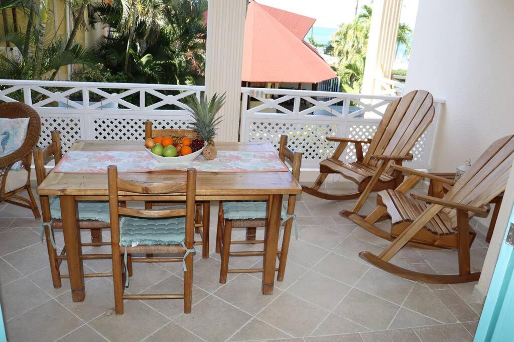 2BR Beachfront Apt Las Terrenas - La Dolce Vita 9