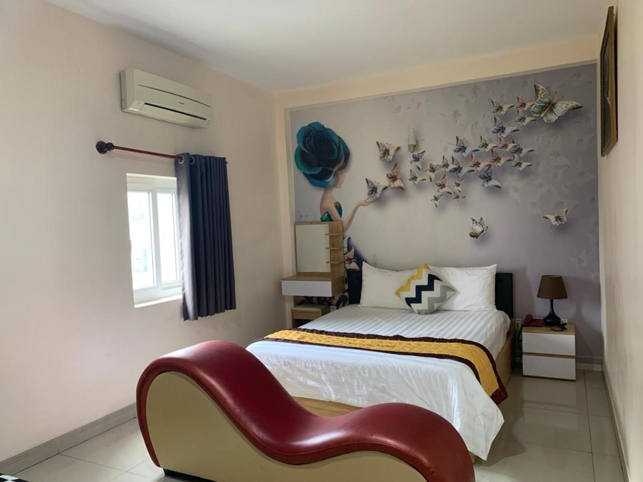 HA LONG Hotel Linh Trung Thu Duc HCMC