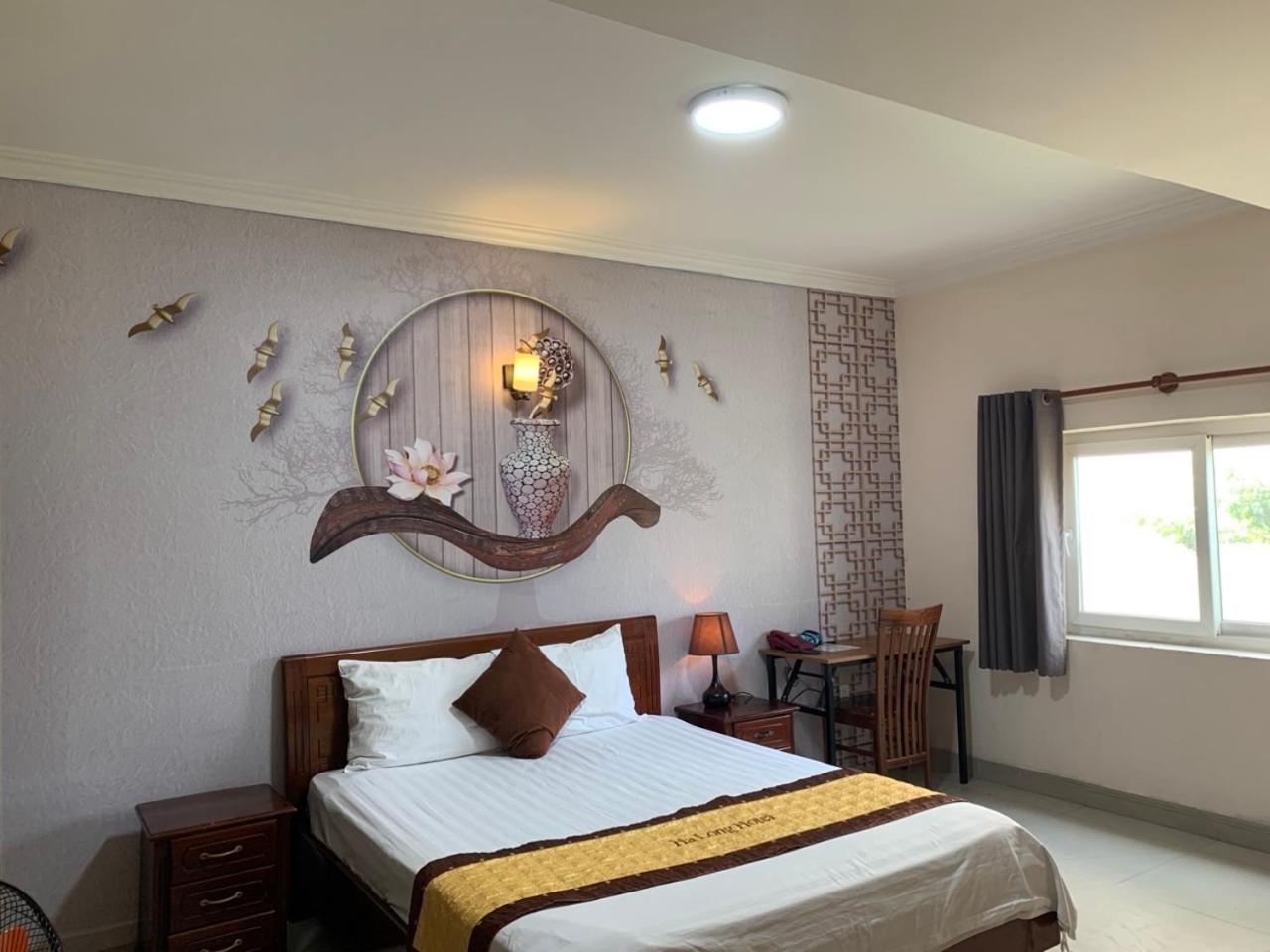 HA LONG Hotel Linh Trung Thu Duc HCMC