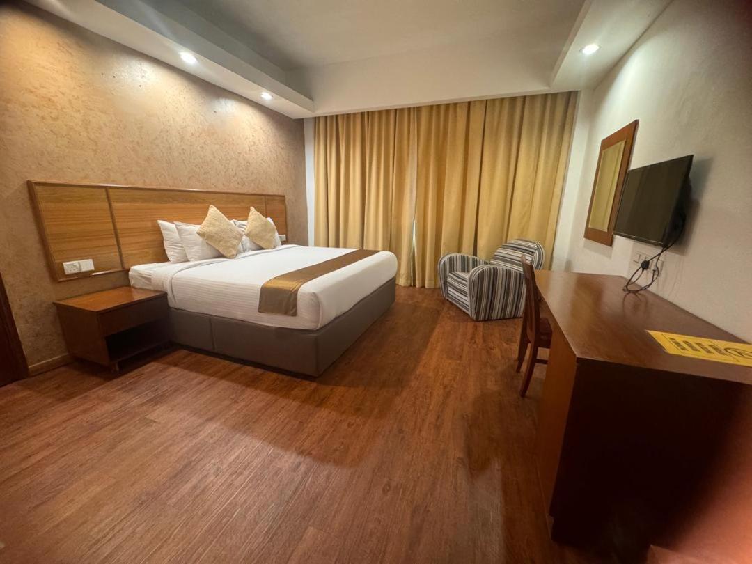 Palette - Kota Tinggi Mayres Hotel photo 5