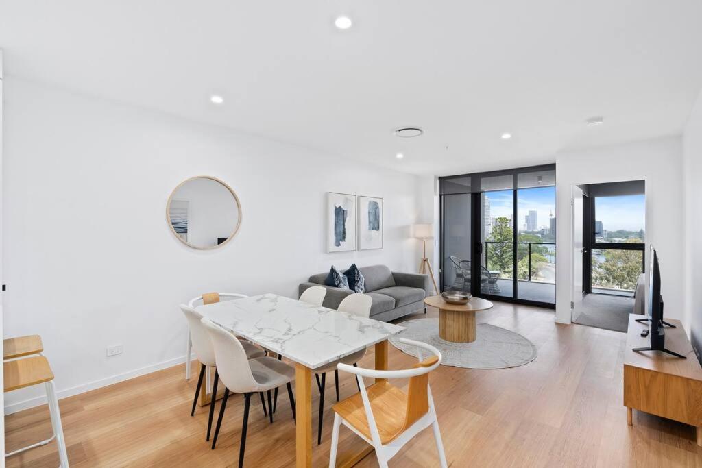 New waterview two bedrooms