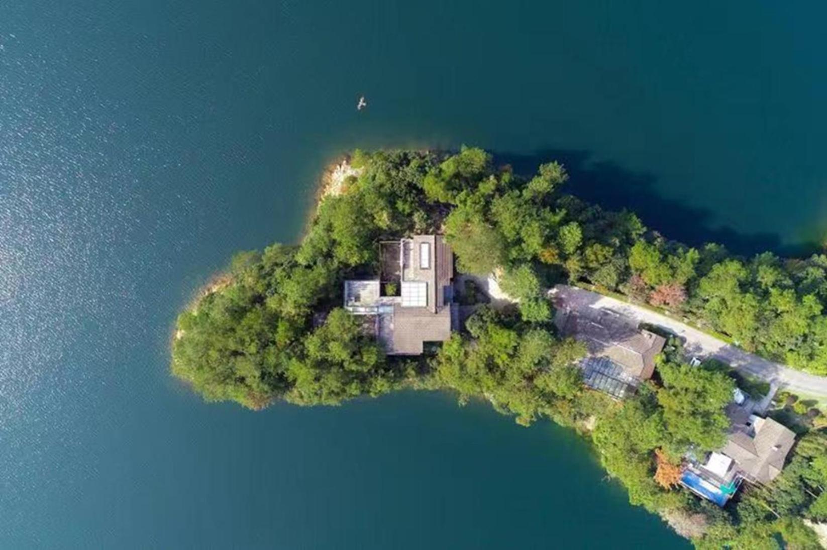 Villa Party Private Yacht Film Base - Dokdo House