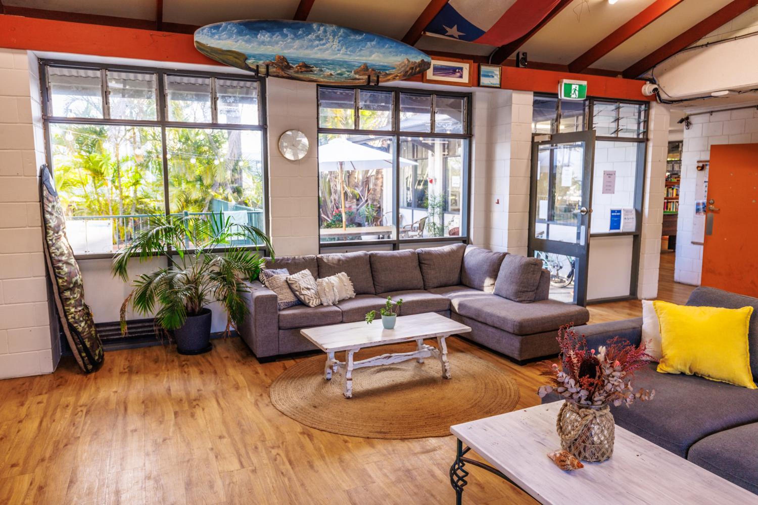 lounge