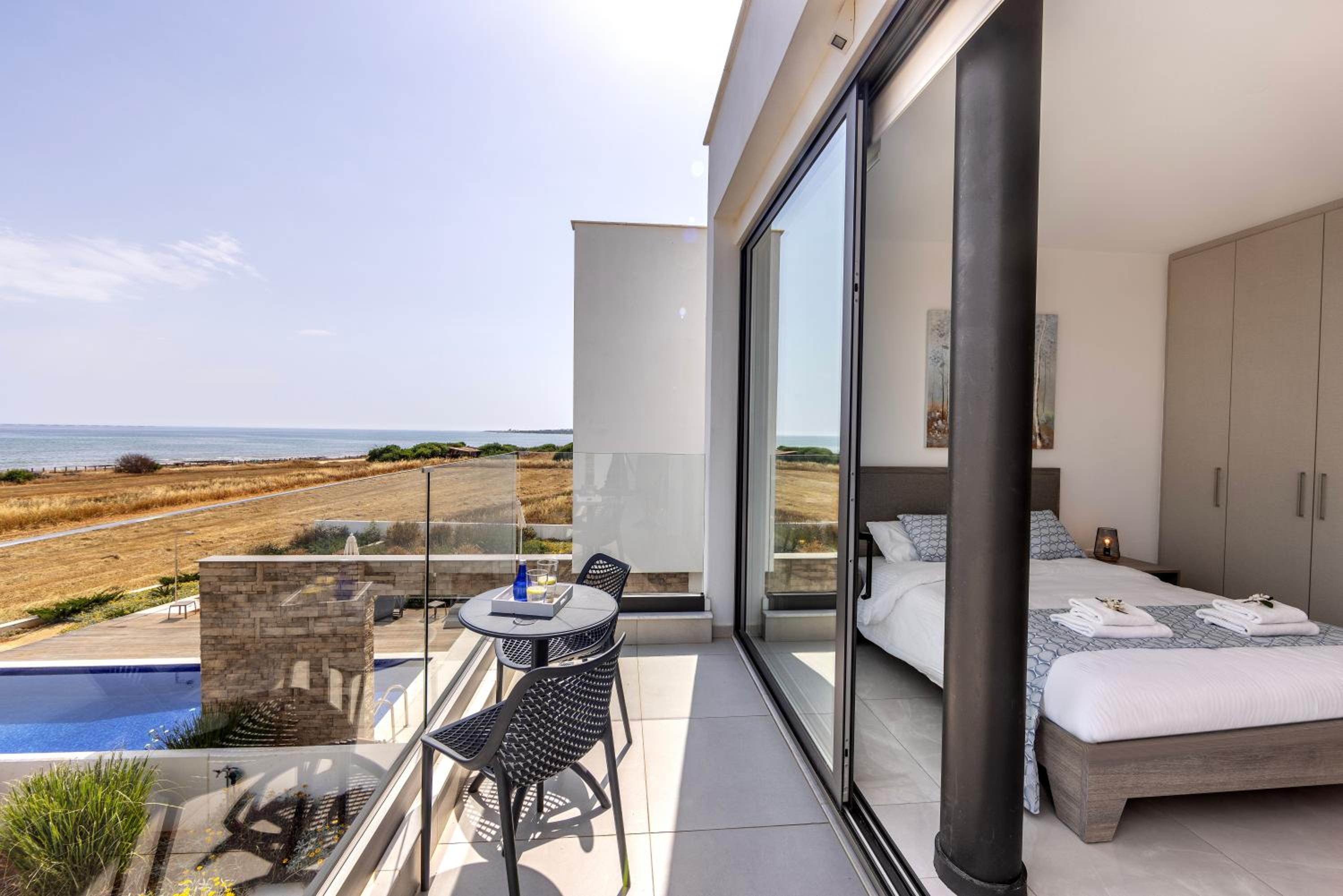 Villa Pliades