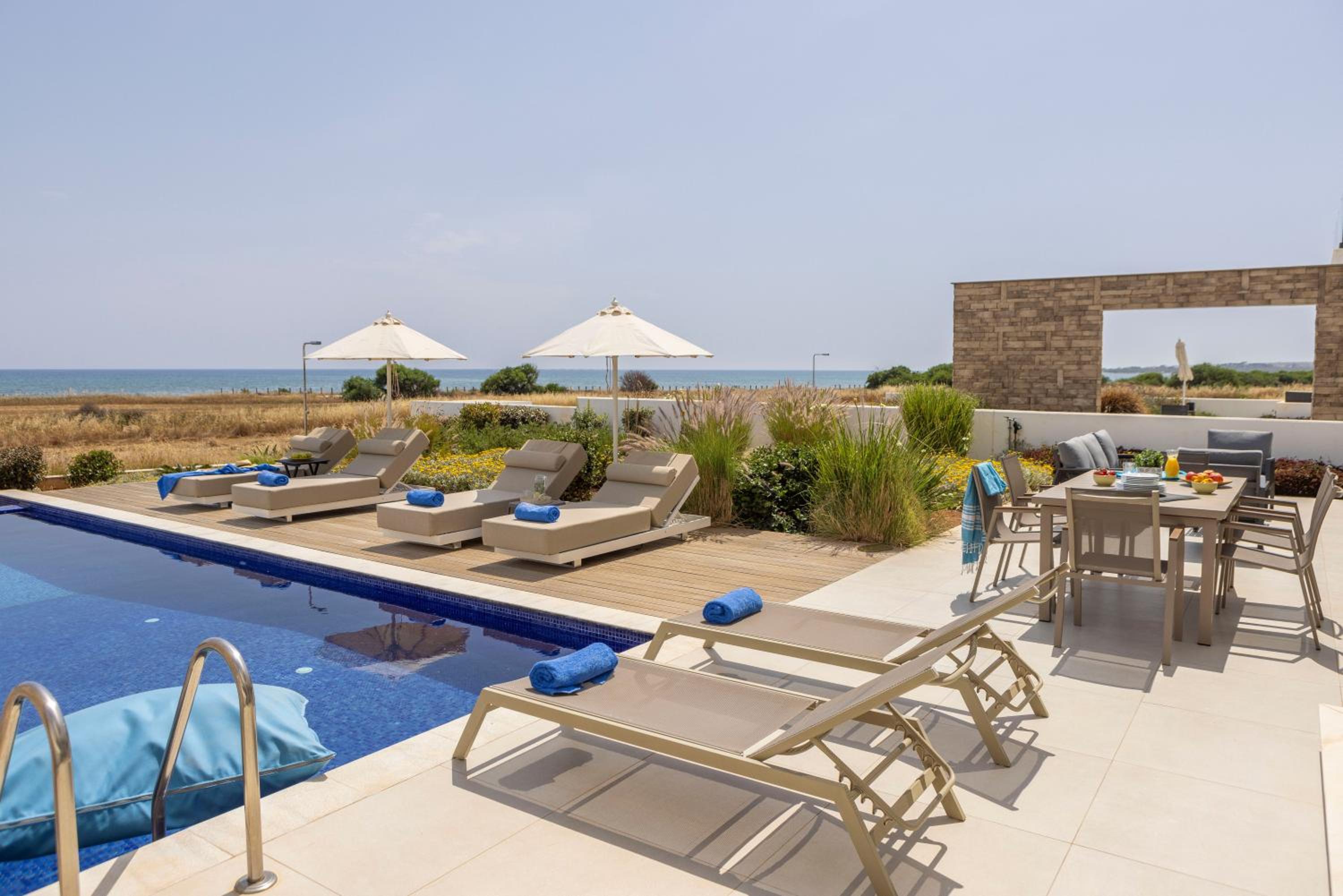 Villa Pliades