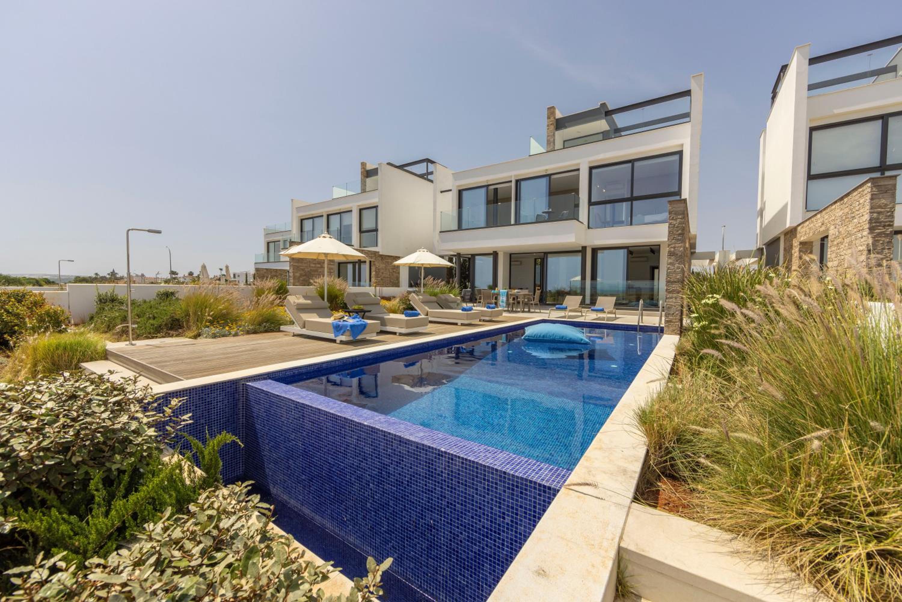 Villa Pliades