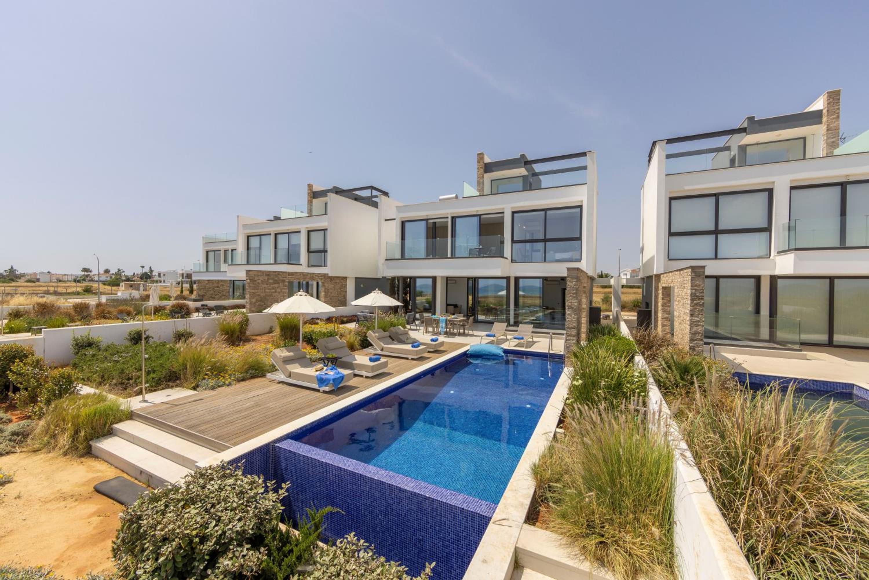 Villa Pliades