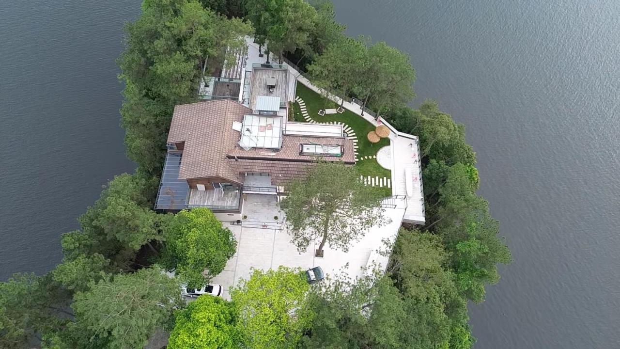Villa Party Private Yacht Film Base - Dokdo House