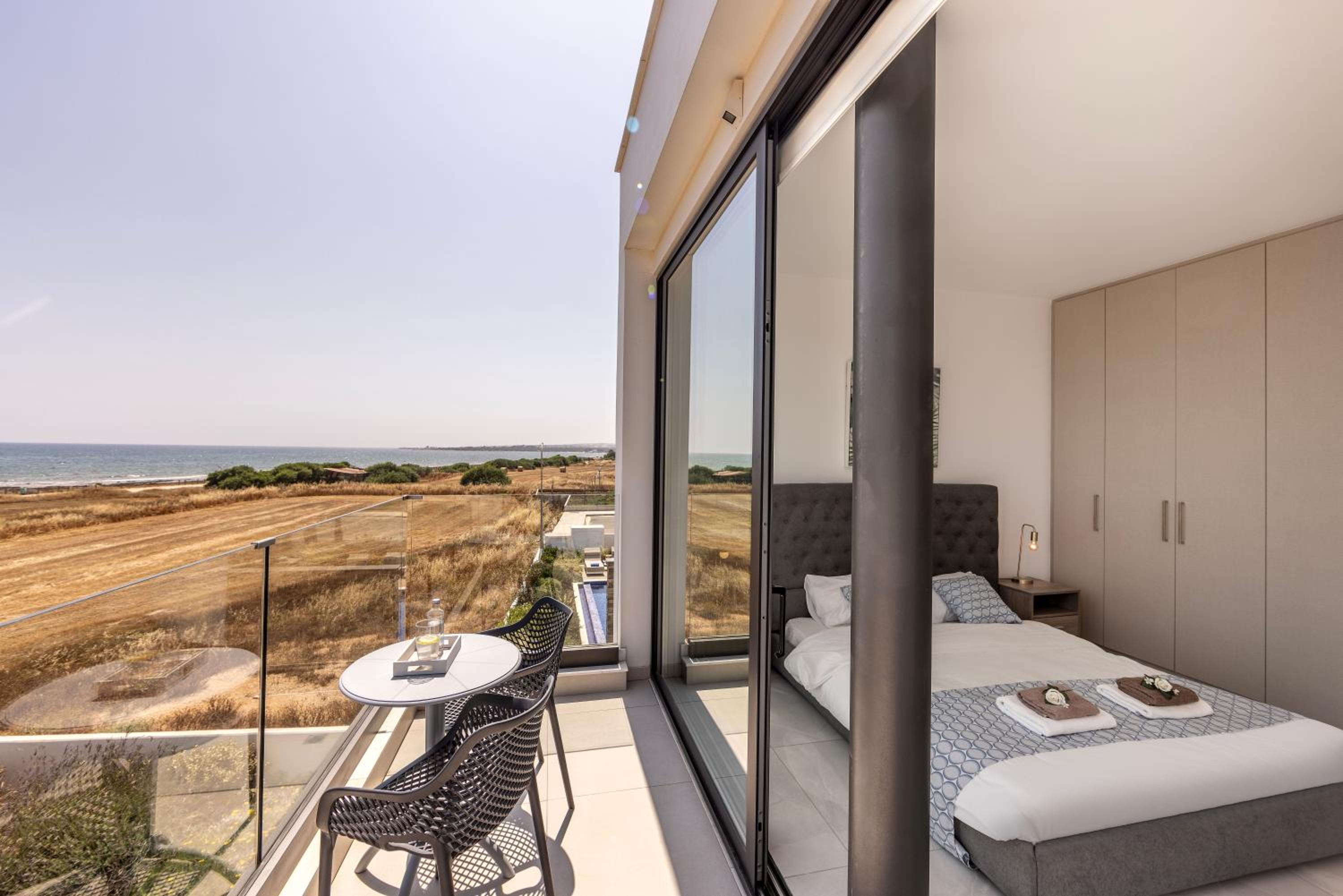 Villa Pliades