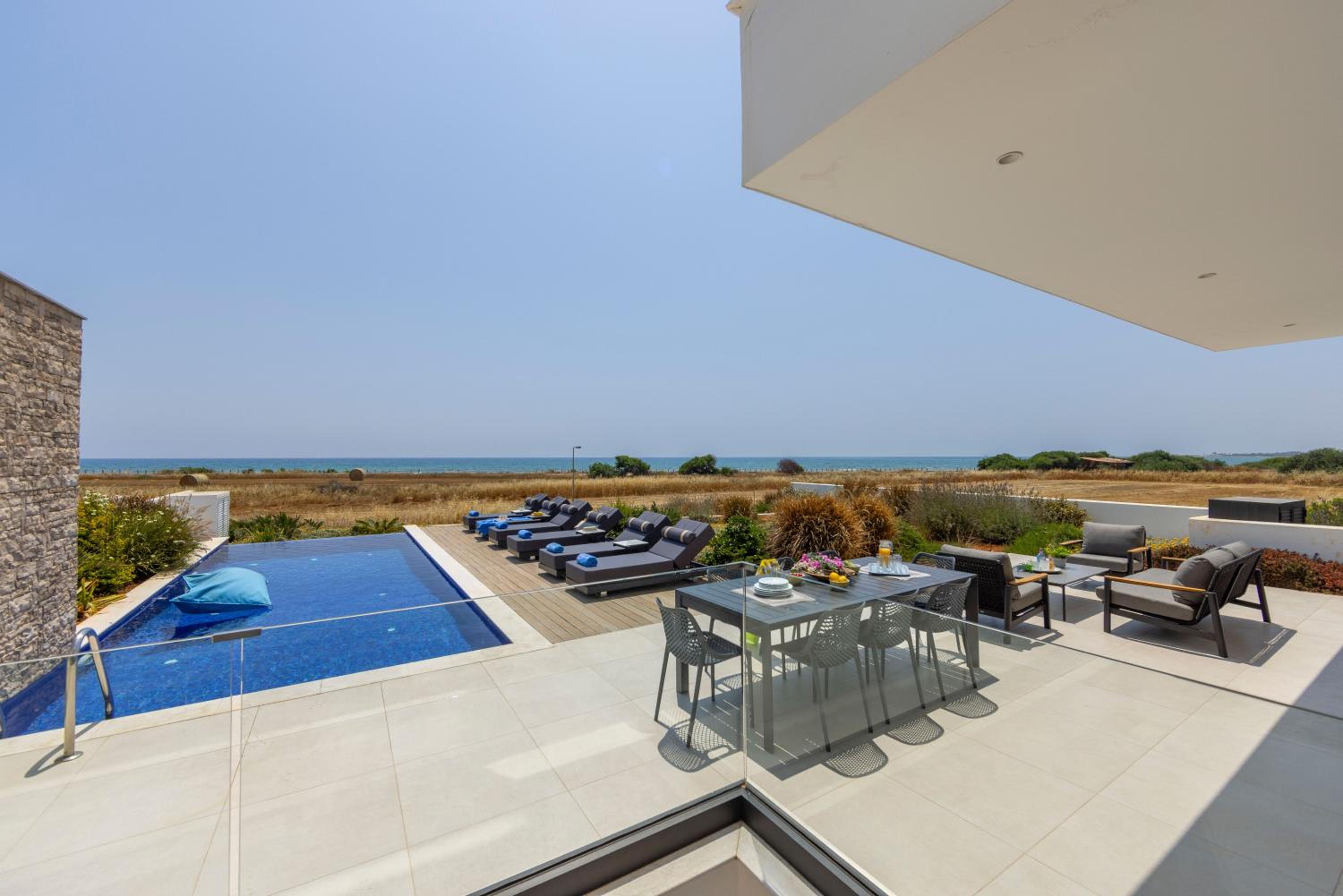 Villa Pliades