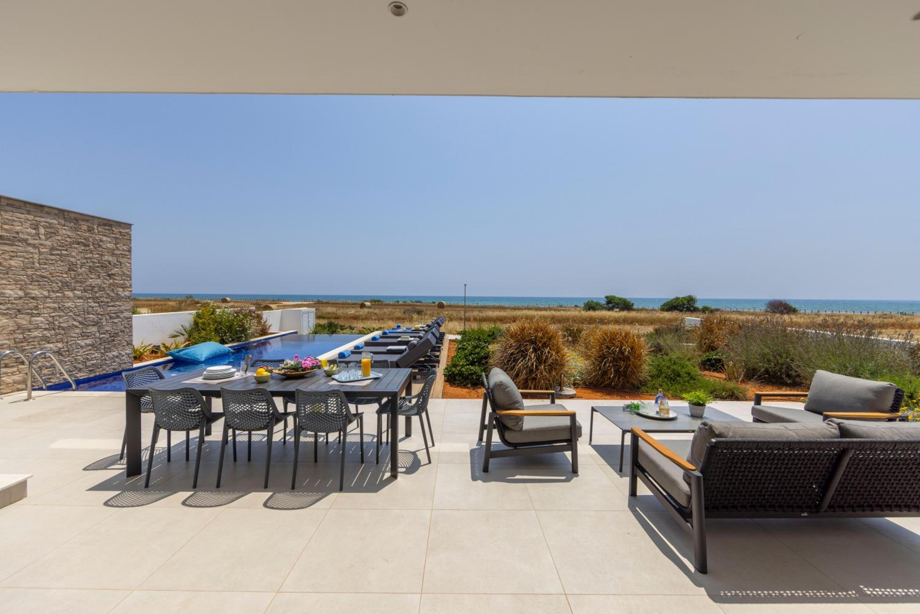 Villa Pliades